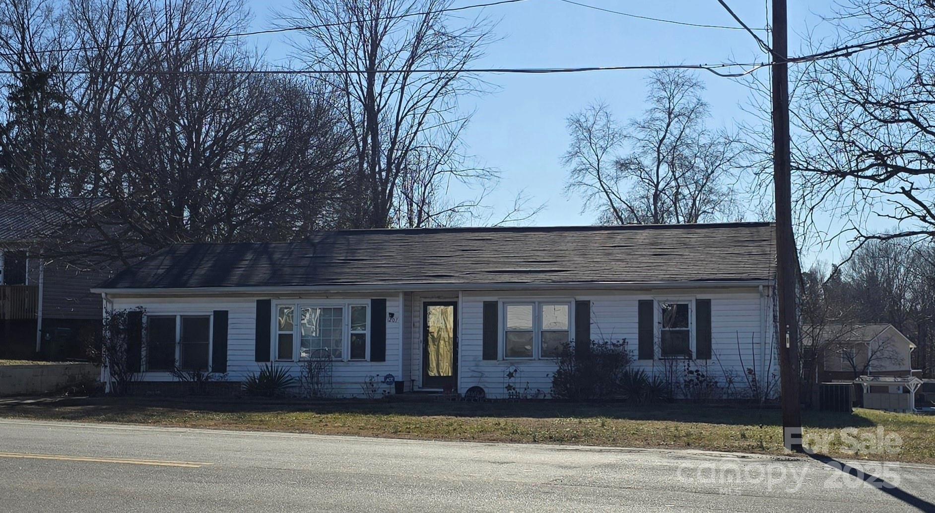 1207 Martin Luther King Jr Boulevard Property Photo