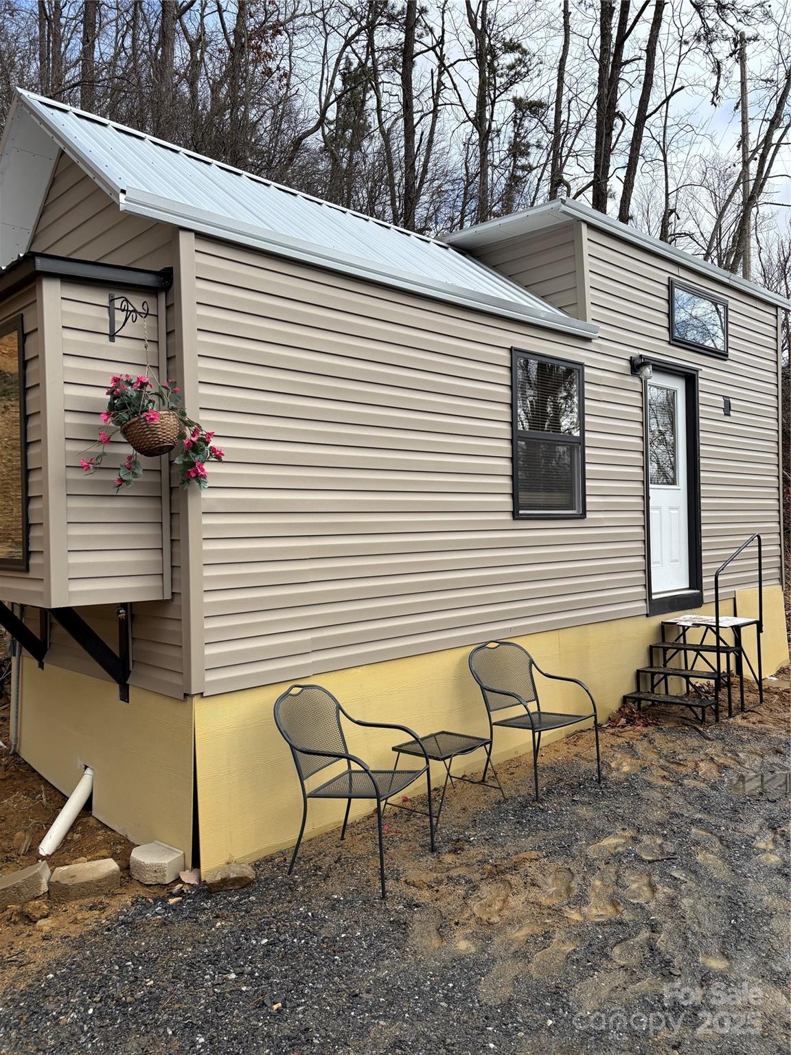 575 Sheepback Mountain Road Property Photo