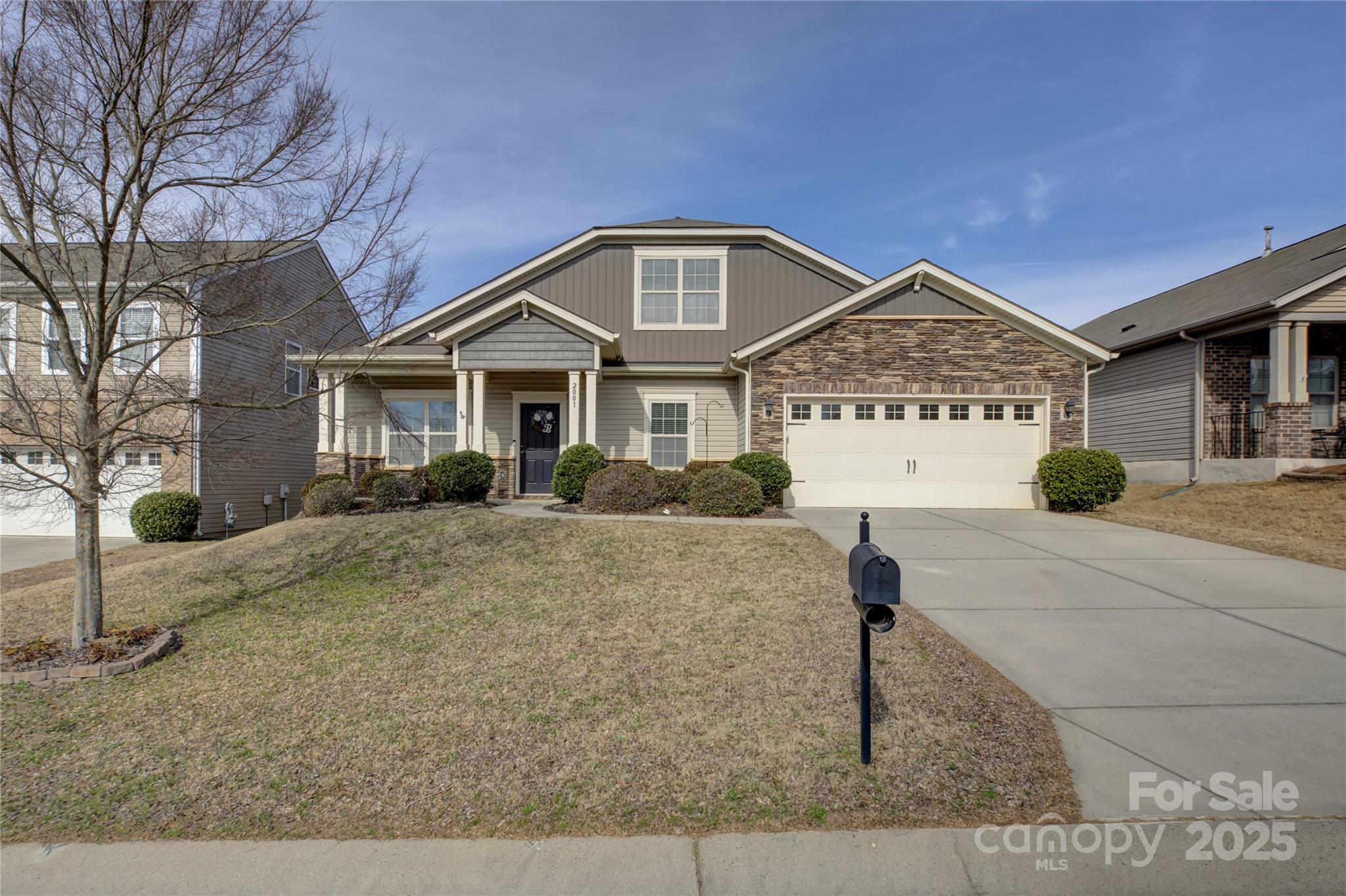 2001 Yellow Daisy Drive Property Photo