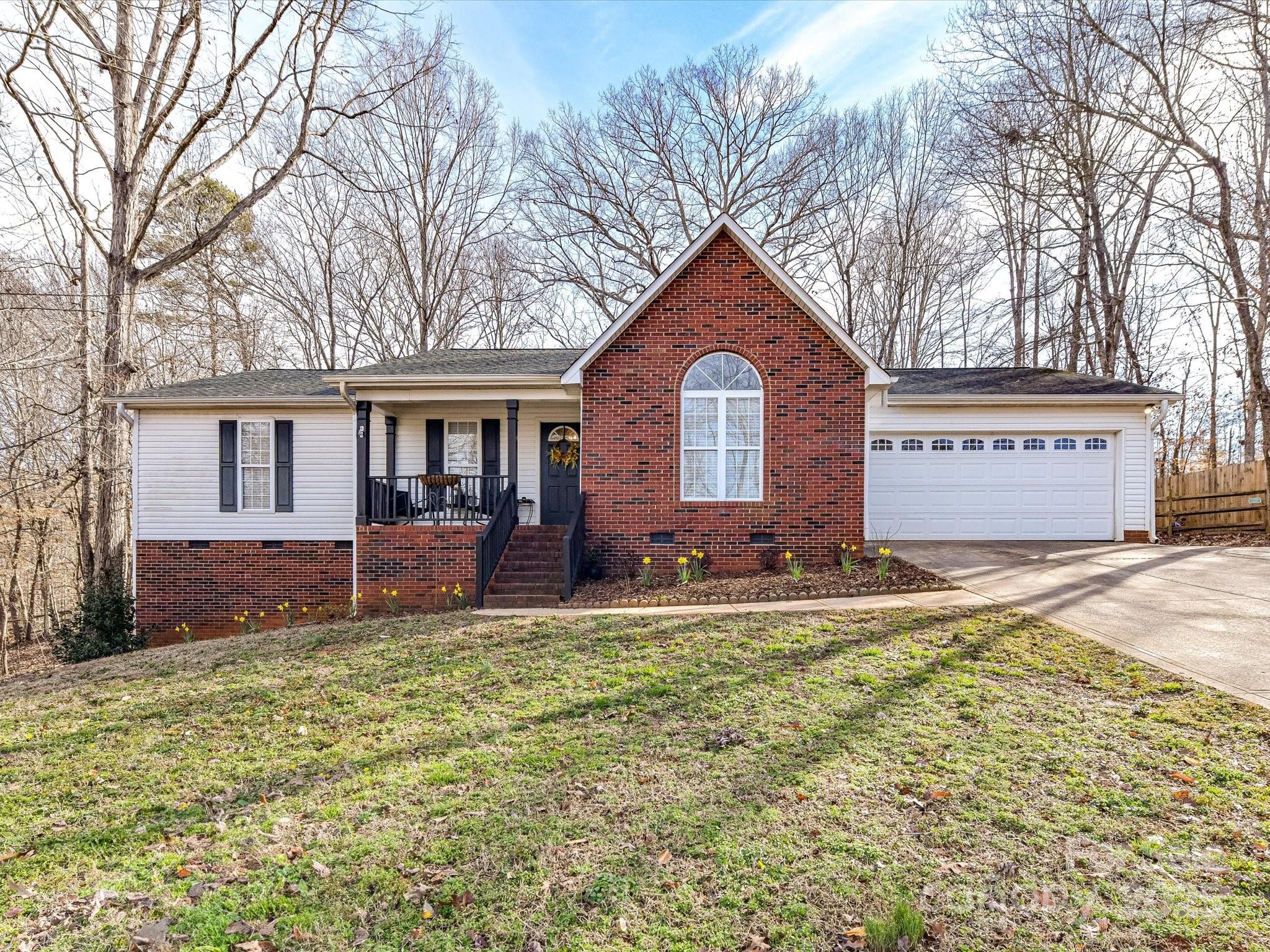 3605 Truxton Court Property Photo