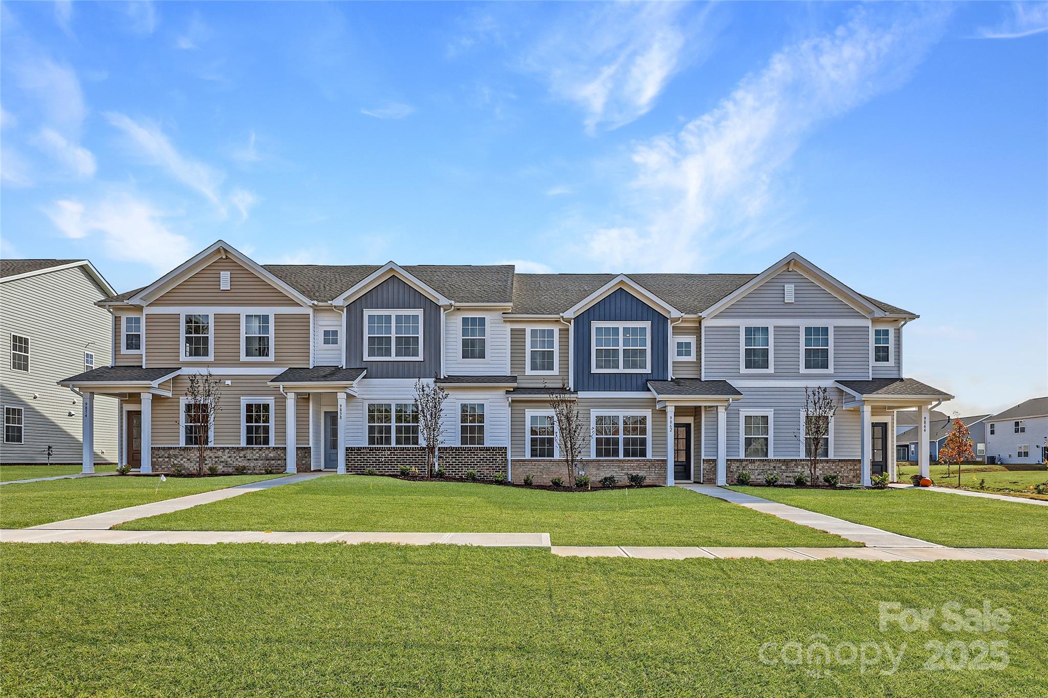 9862 Old Garden Circle Property Photo