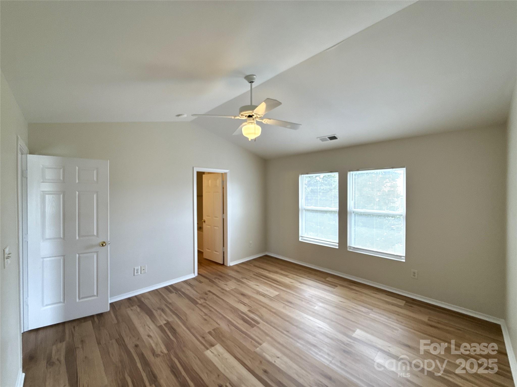 9402 Darwick Street Property Photo 10