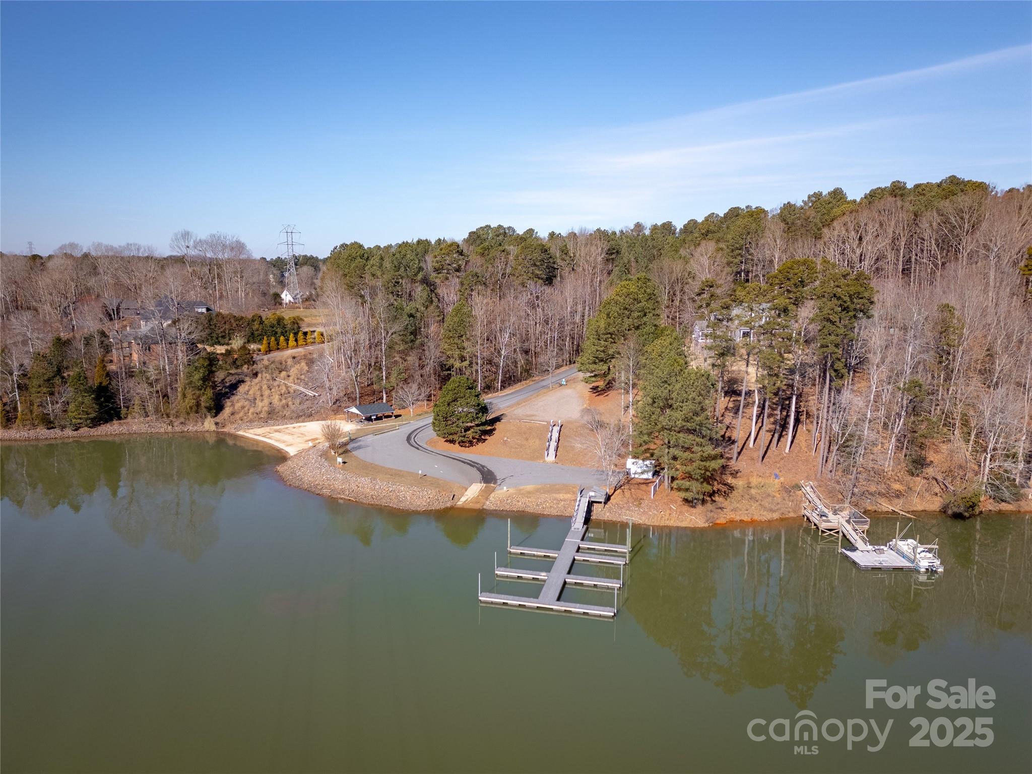 274 Rivercliff Drive Property Photo 3