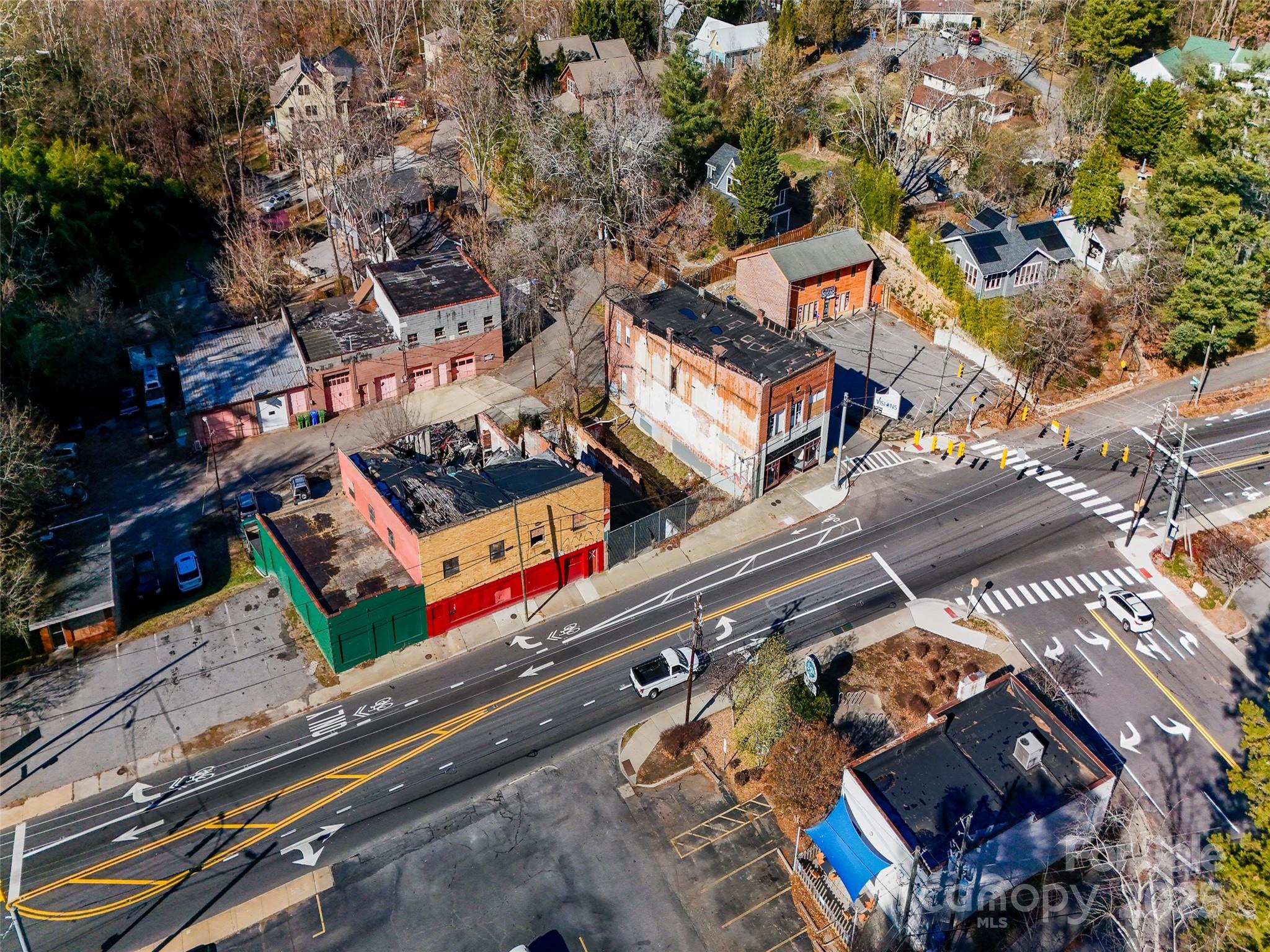 498-506 Merrimon Avenue Property Photo 2