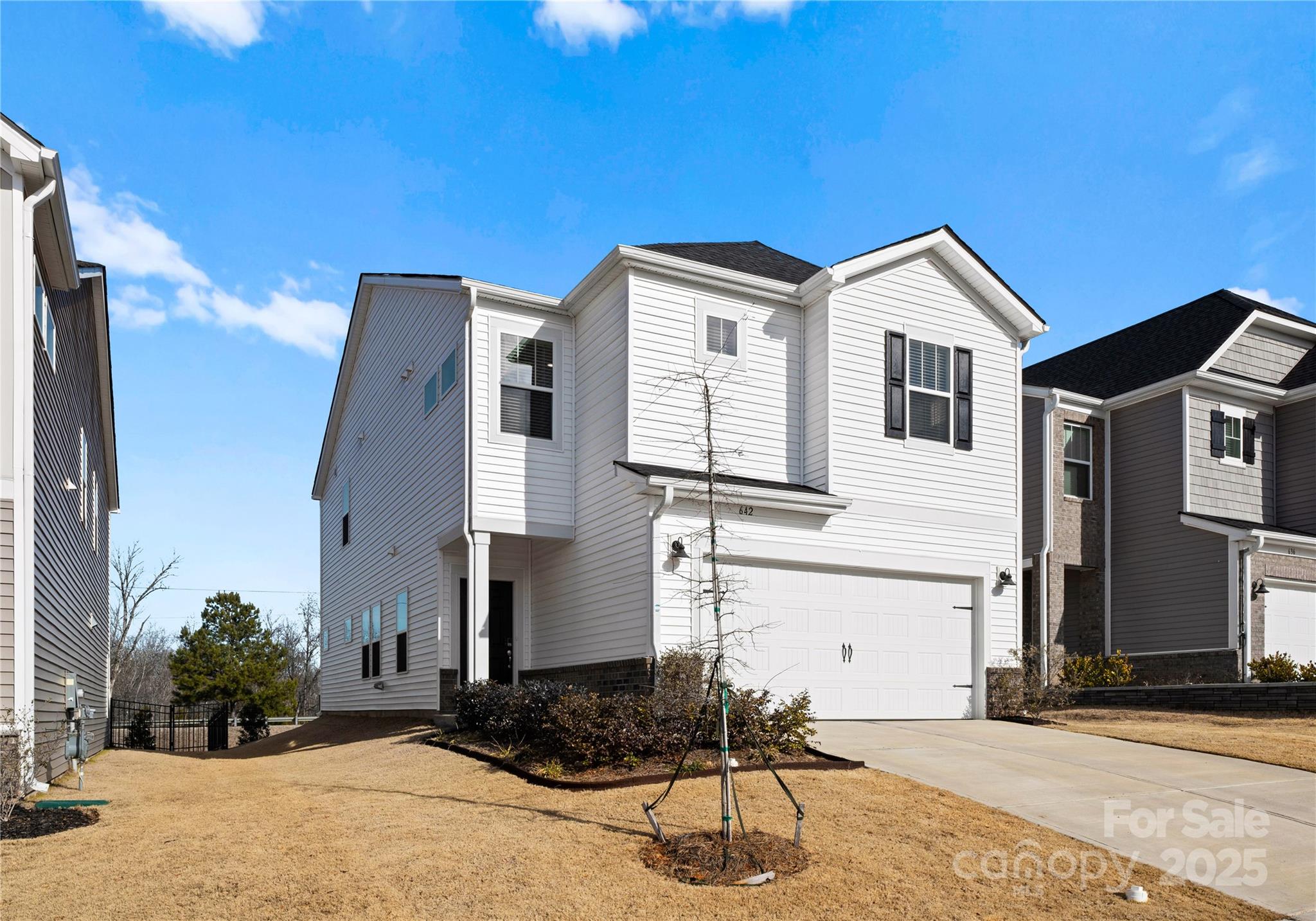 642 Citriadora Street Property Photo