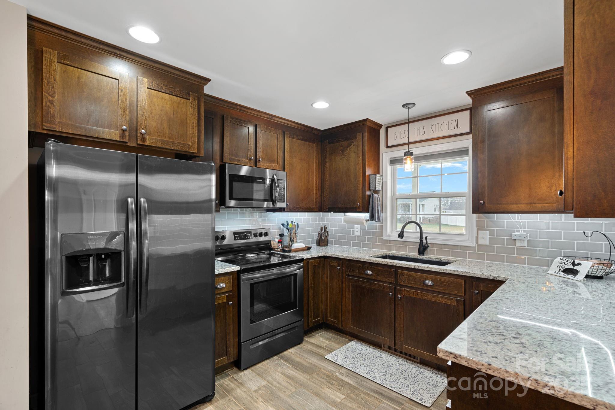 130 Portman Lane Property Photo