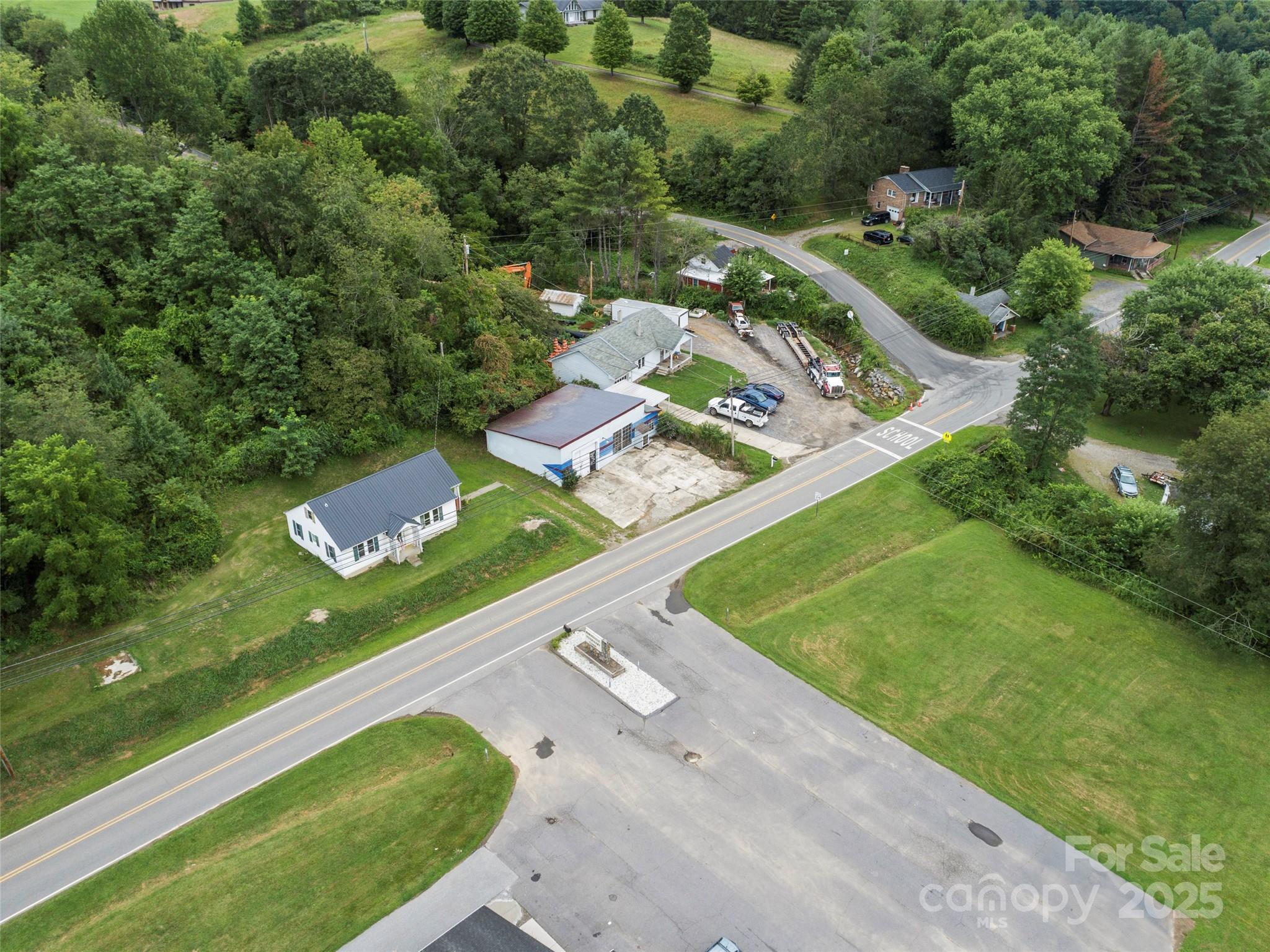 219 Burnsville School Road Property Photo 10