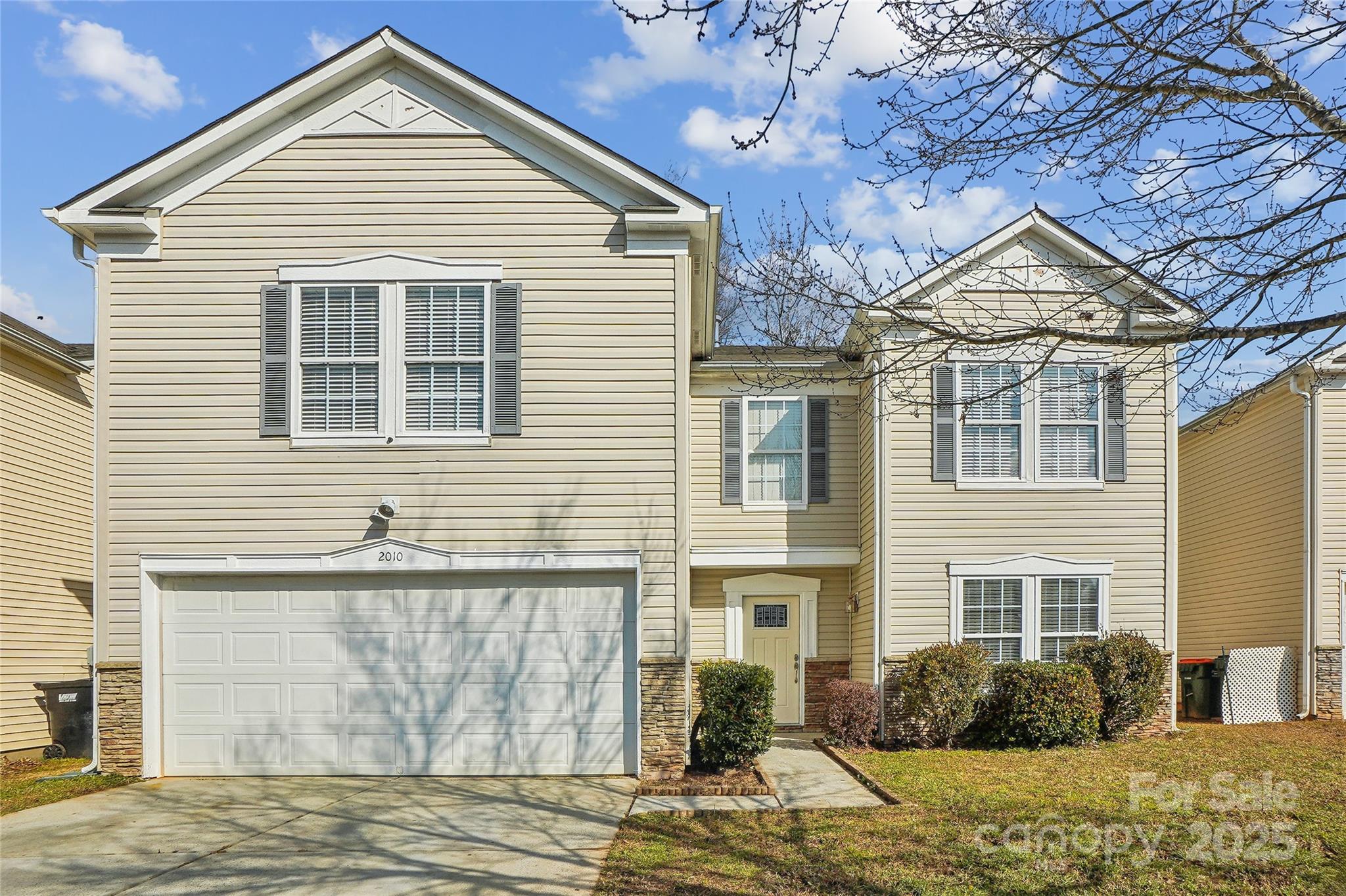 2010 Durand Road Property Photo