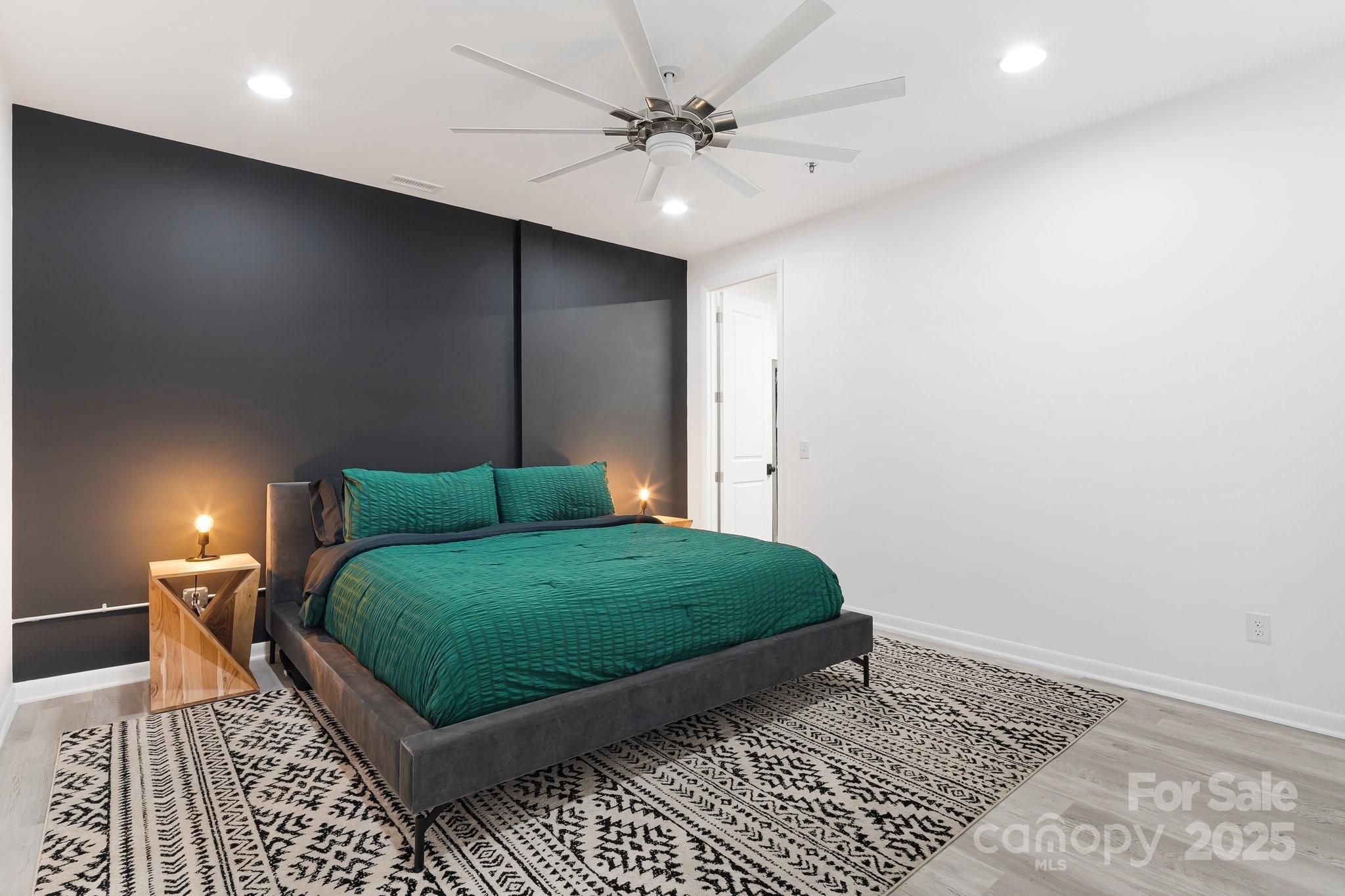 215 S Jefferson Avenue 107 Property Photo 12