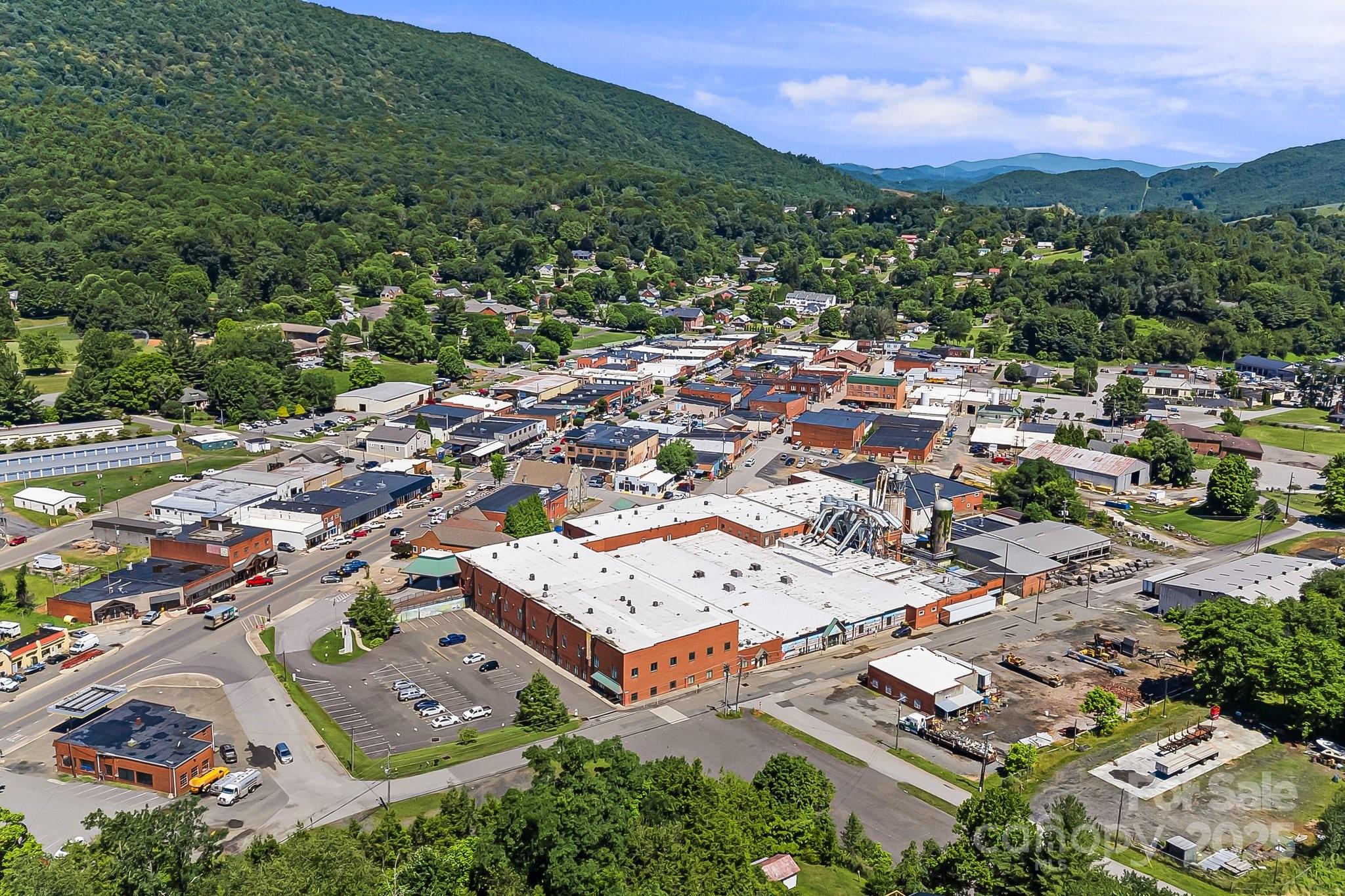 215 S Jefferson Avenue 107 Property Photo 31