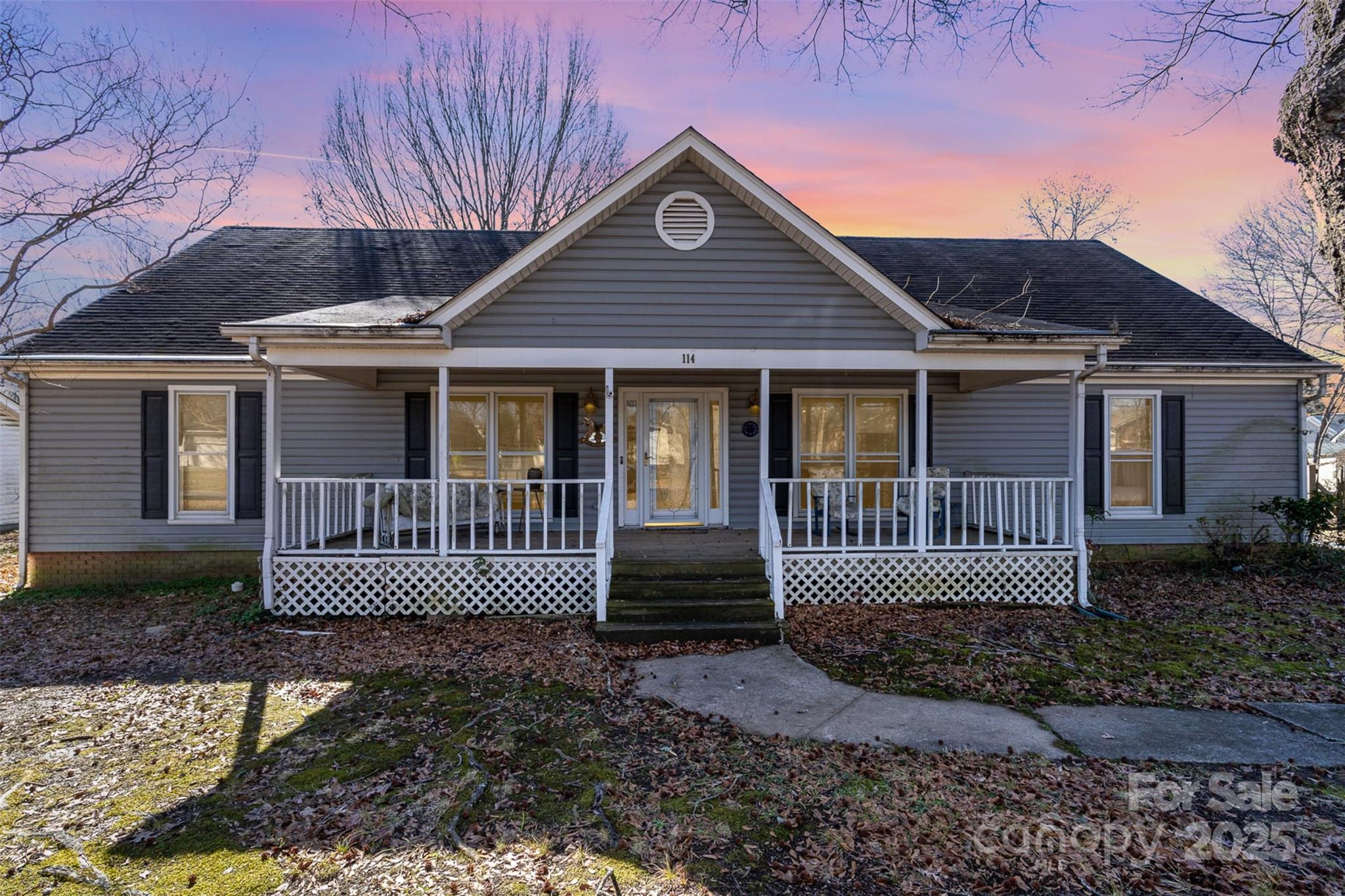 114 Juanita Drive Property Photo