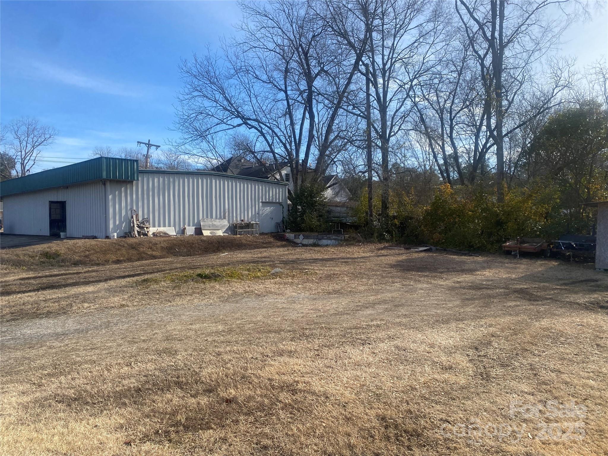 183 Columbia Street Property Photo 32