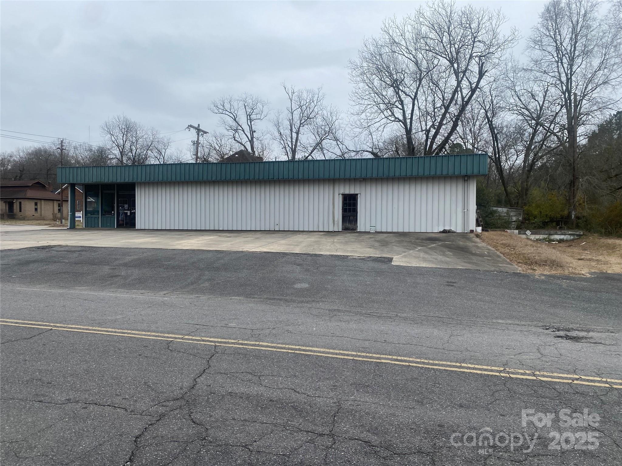 183 Columbia Street Property Photo 44