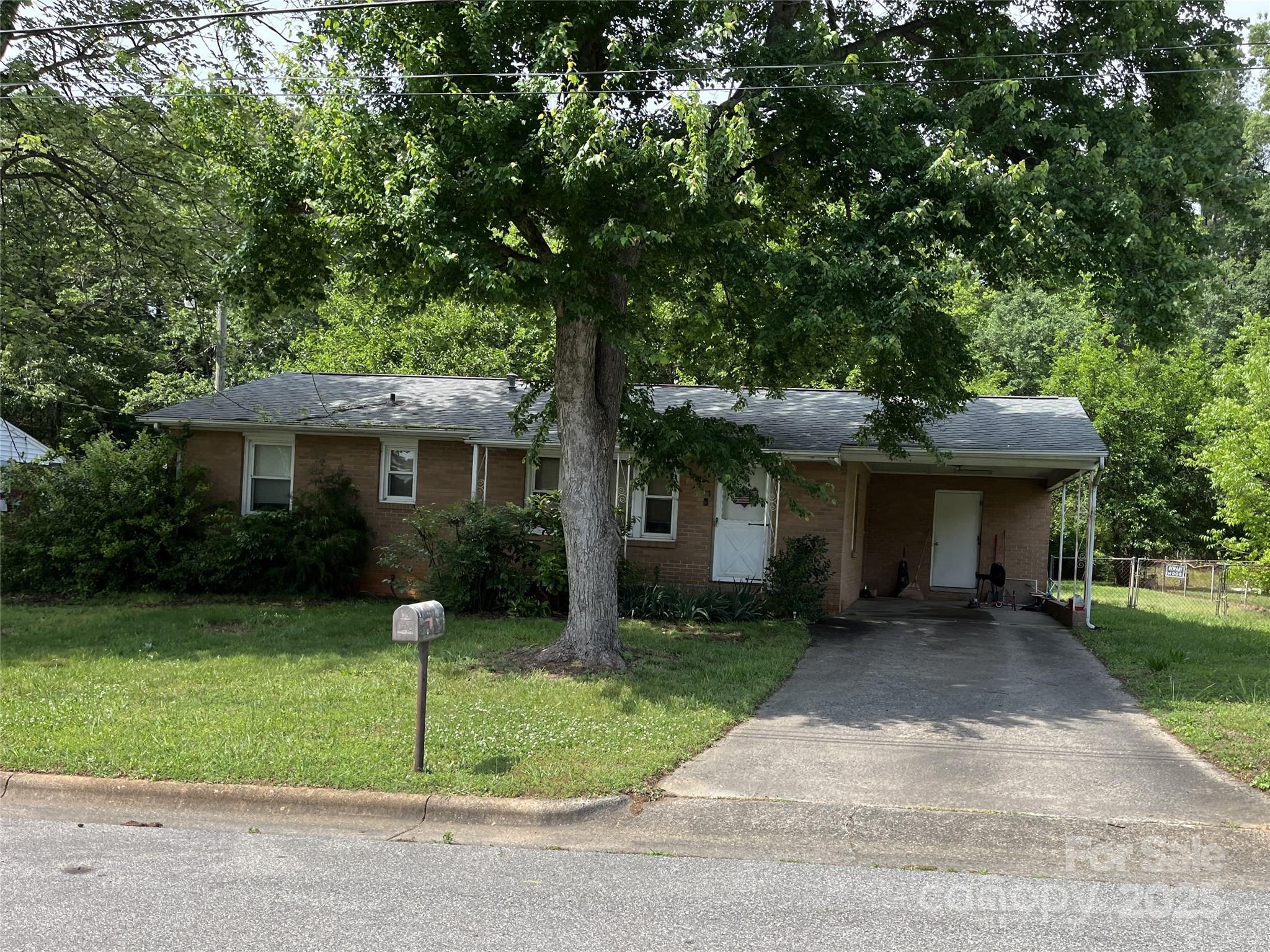 312 Fulton Street Property Photo