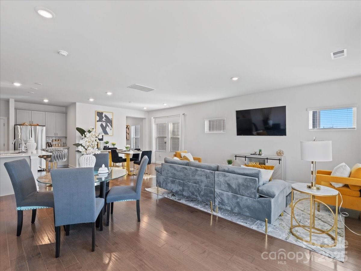 571 Palmarosa Street 130 Property Photo 1