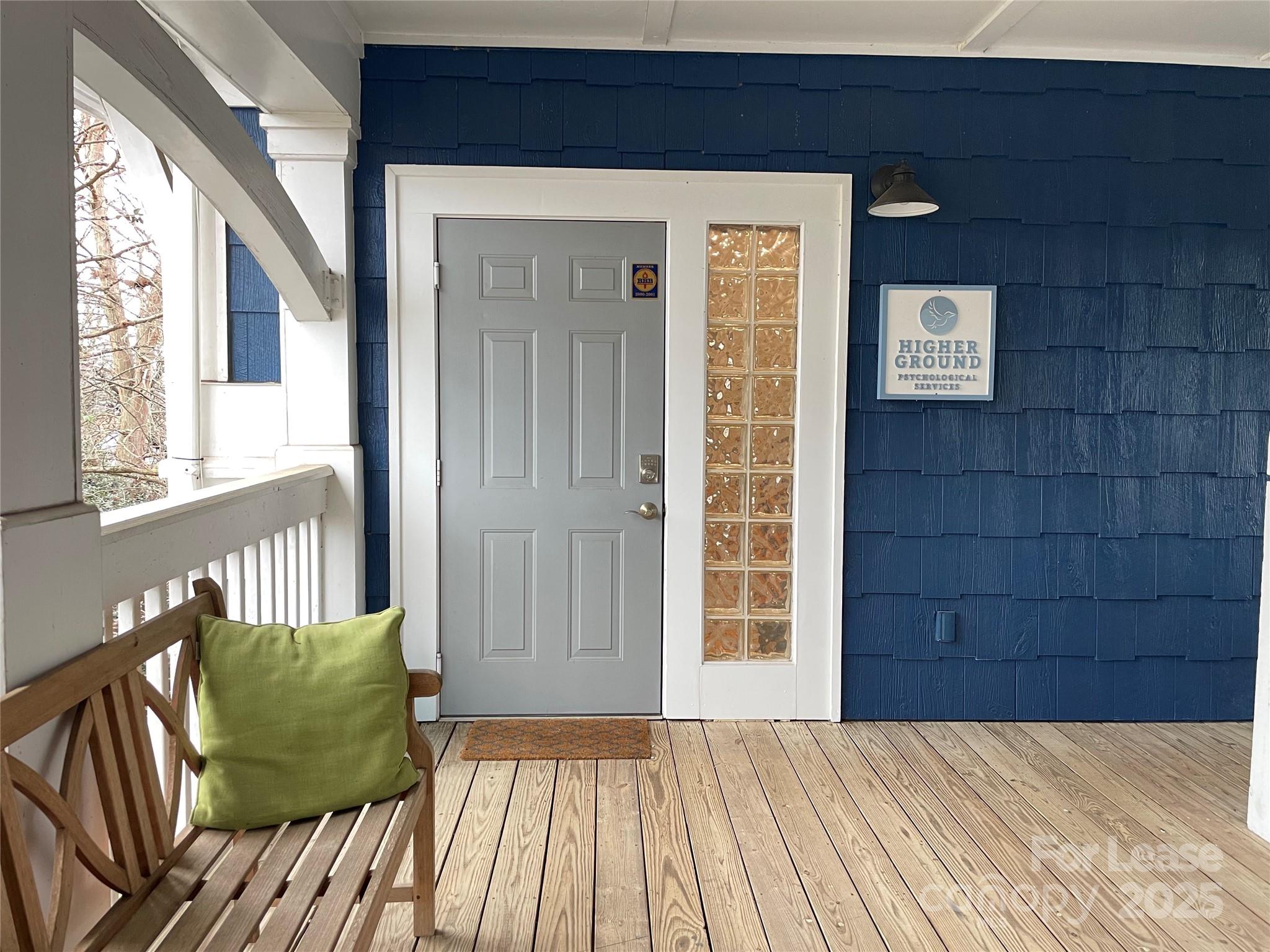 18151 W Catawba Avenue Property Photo 1