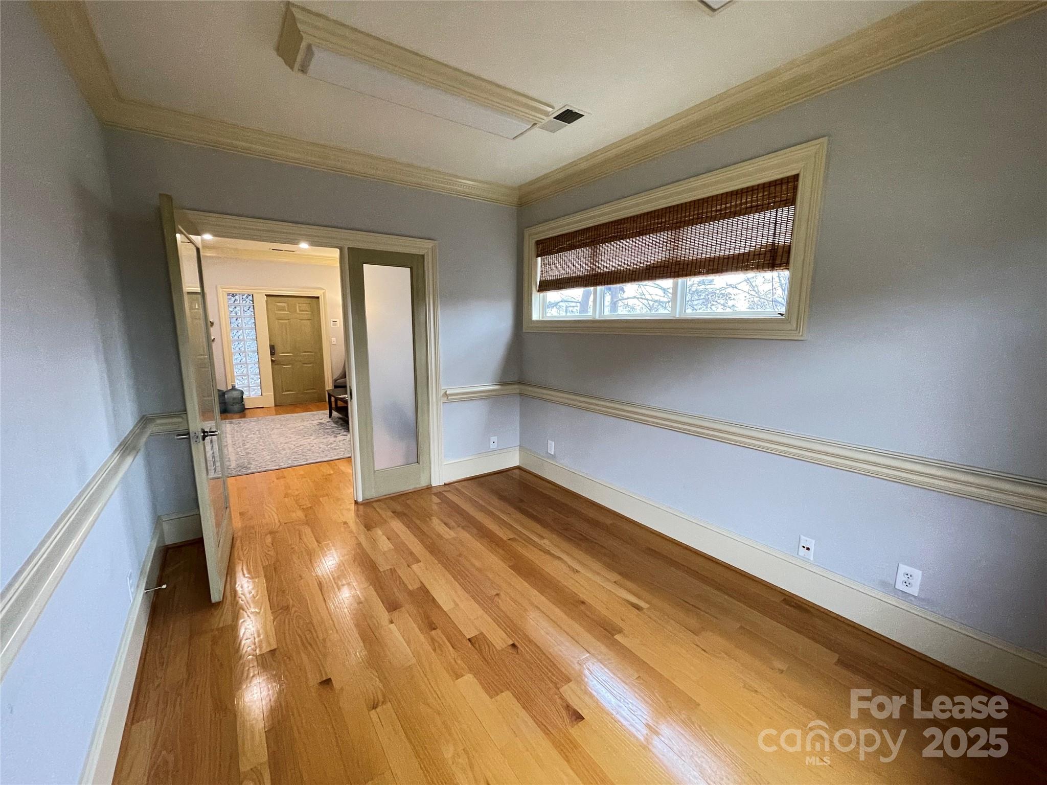 18151 W Catawba Avenue Property Photo 9