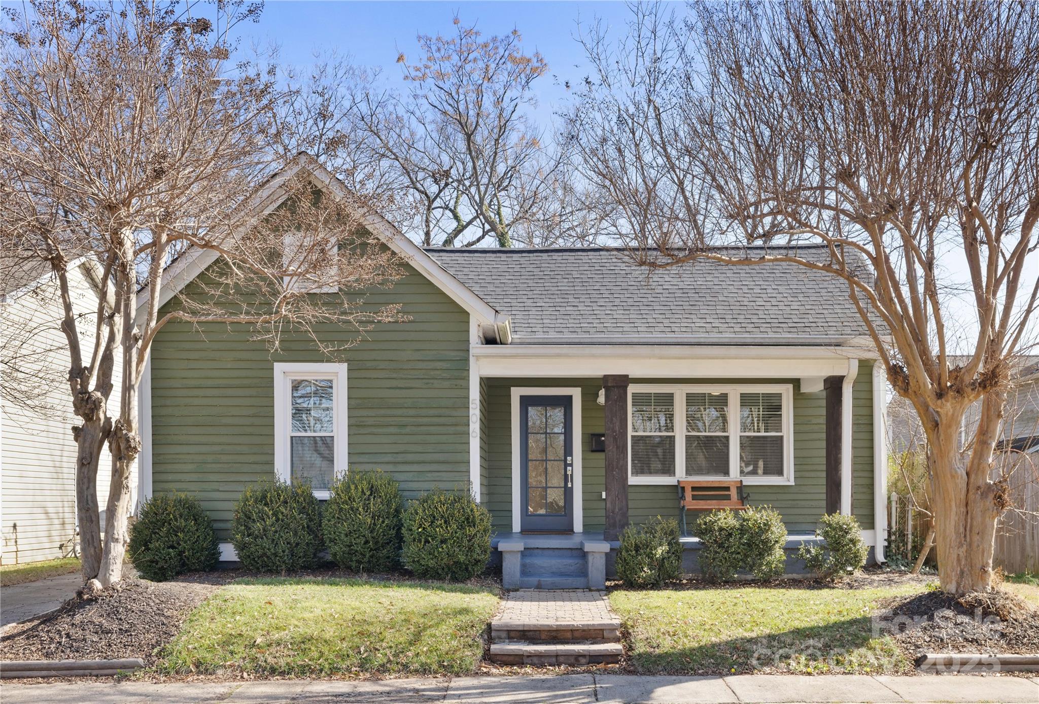 506 Campus Street Property Photo
