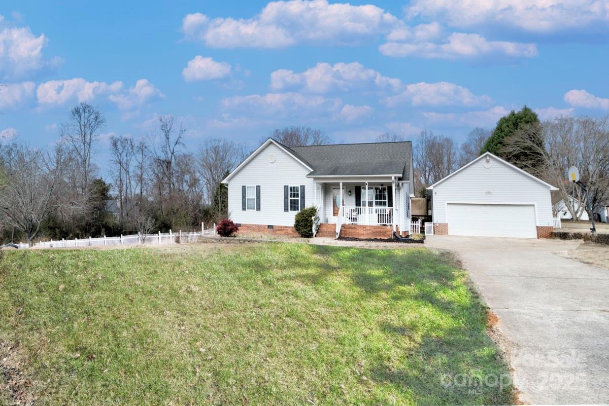 401 Ward Curry Road Property Photo