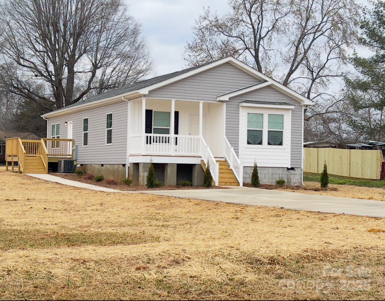 507 E Lackey Farm Road Property Photo