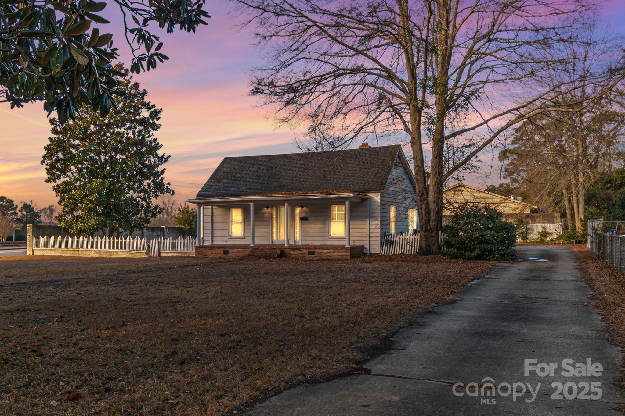 116 Church Street Property Photo
