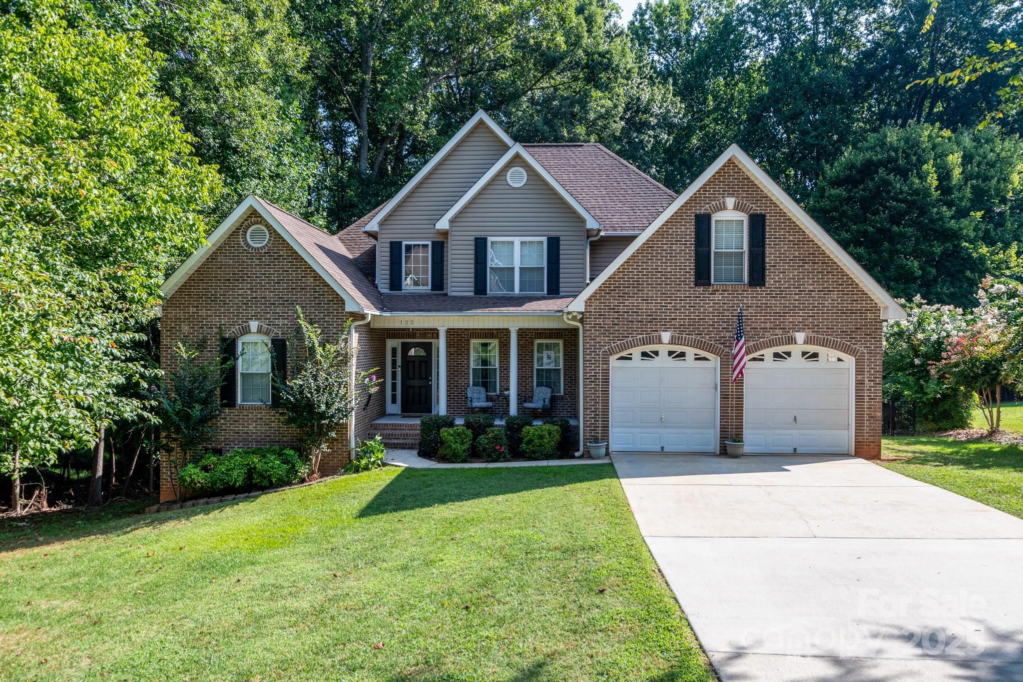 122 Ardmore Place Property Photo
