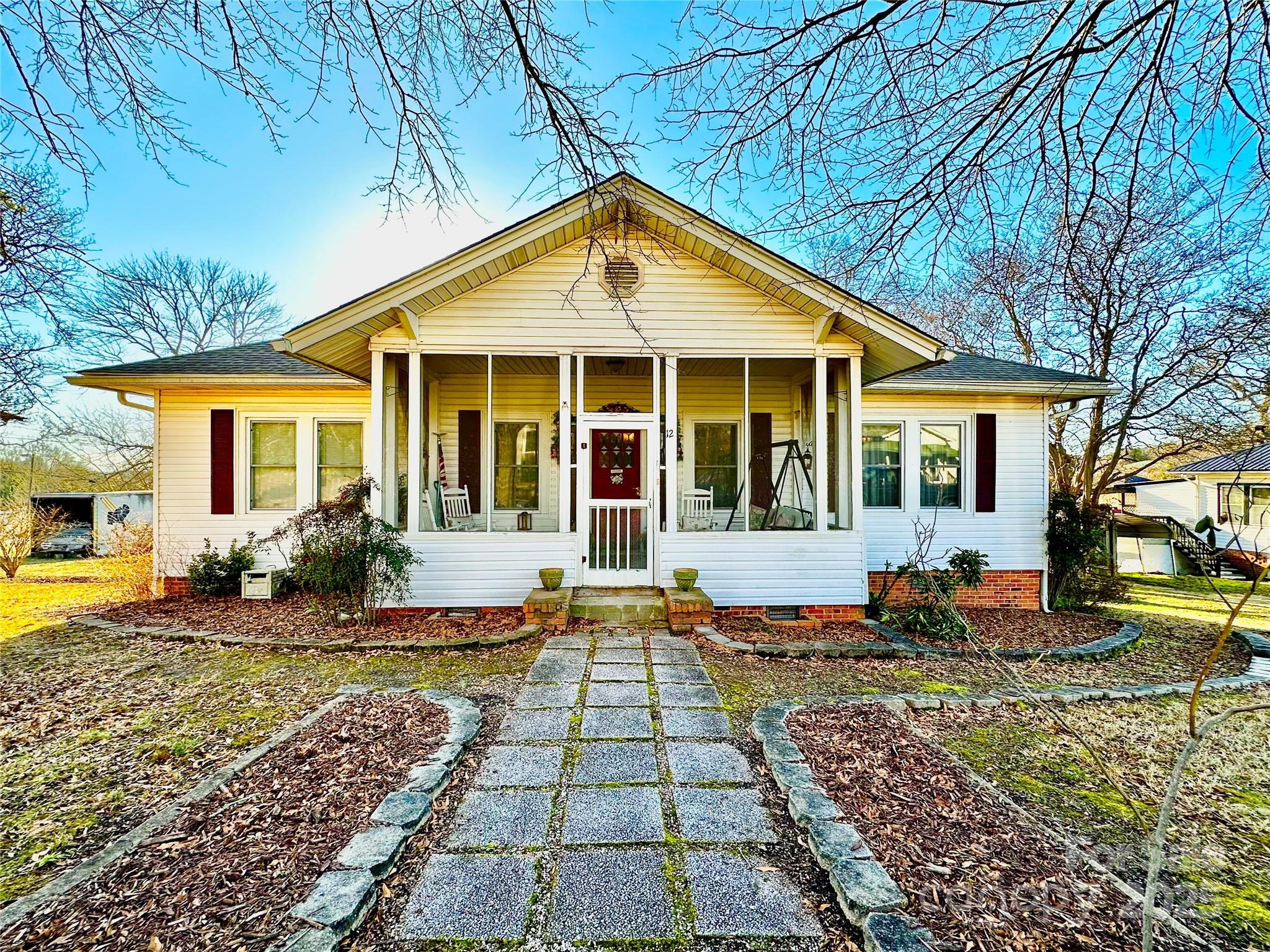 12 Maple Street Property Photo