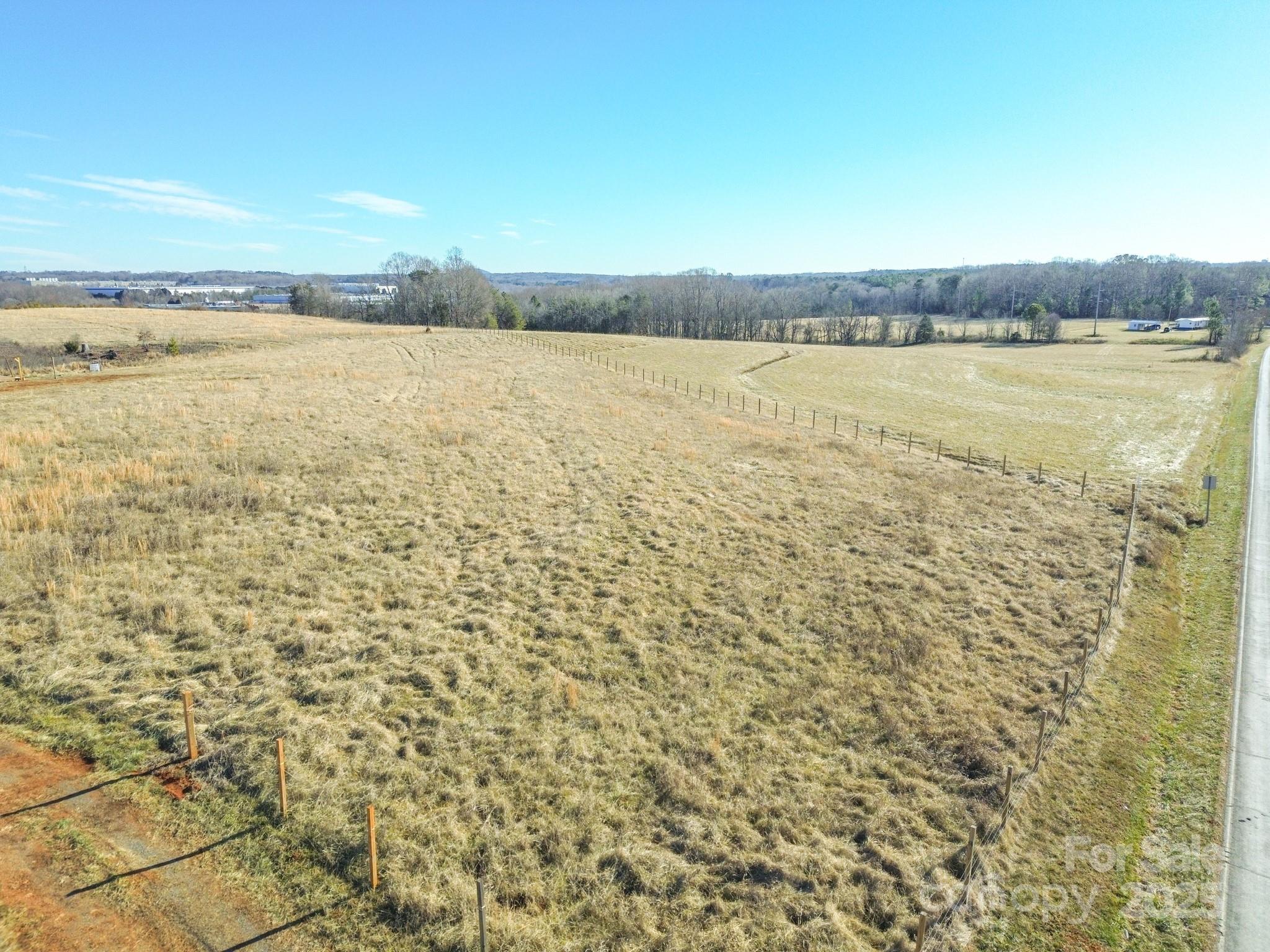 000 Summerow Road Property Photo 10