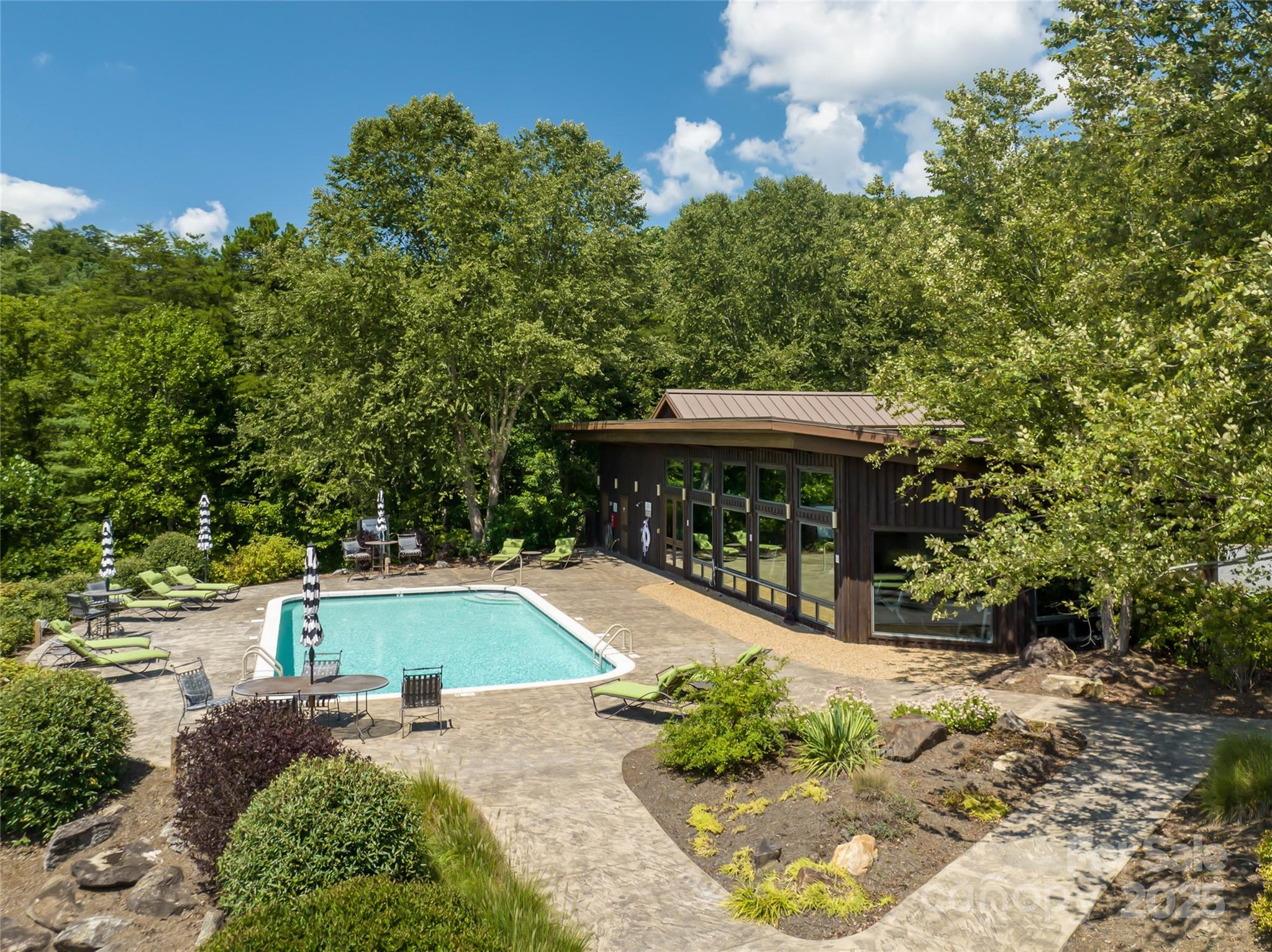 101 Red Maple Run 1 Property Photo 10