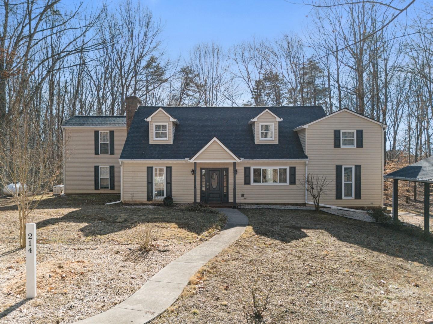 214 Abbey Lane Property Photo