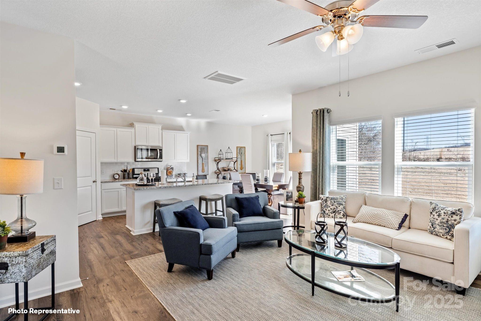 1724 Falls Cove Road Property Photo 4