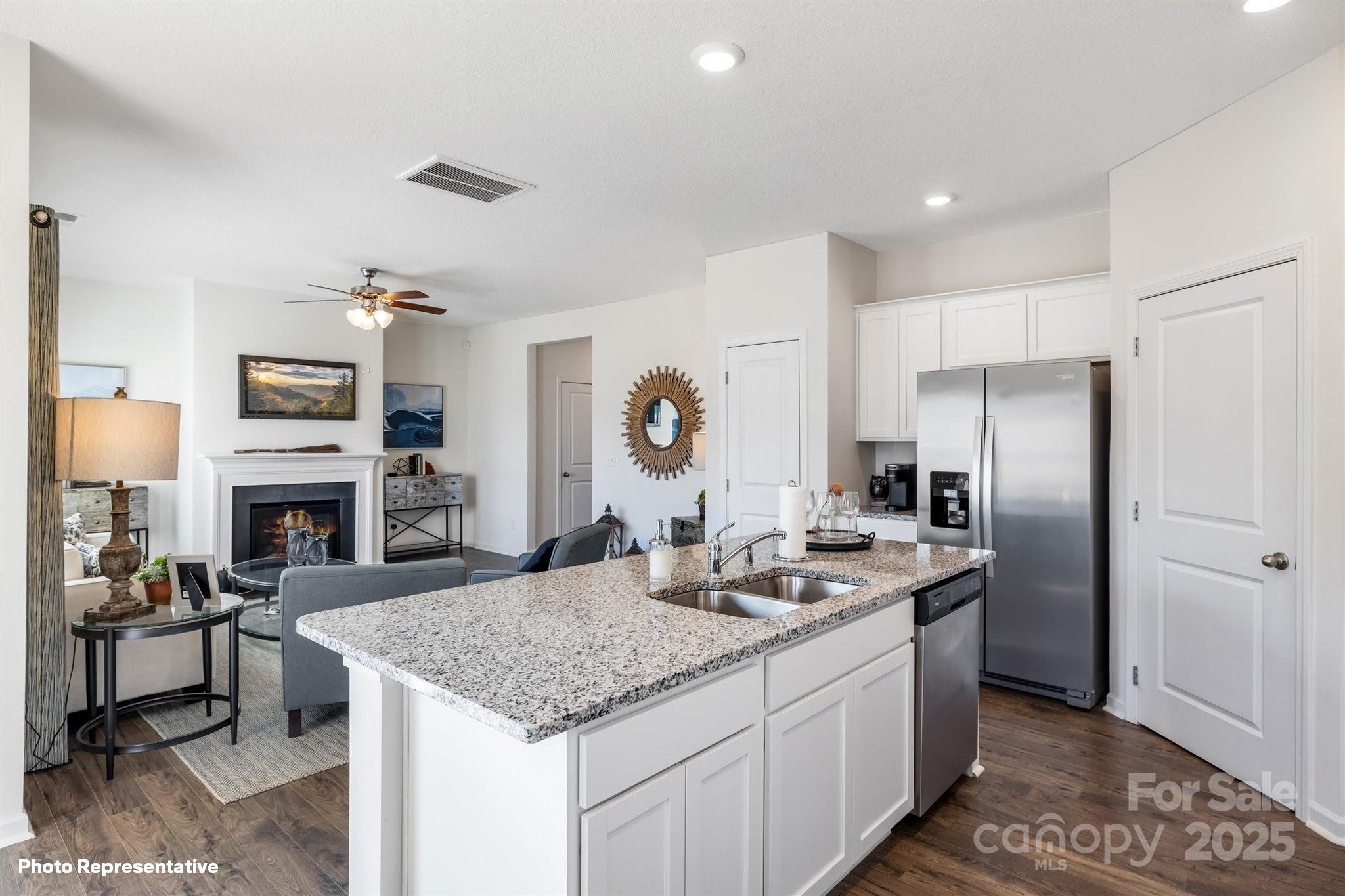 1724 Falls Cove Road Property Photo 10