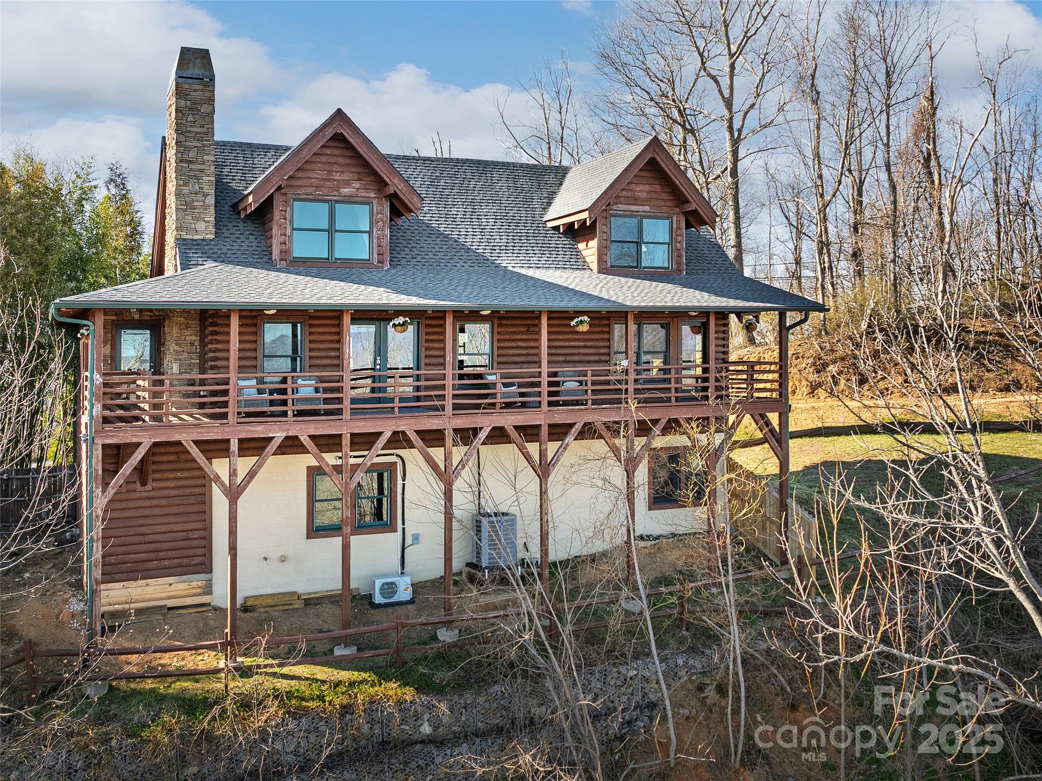 25 Crestwood Drive Property Photo 3