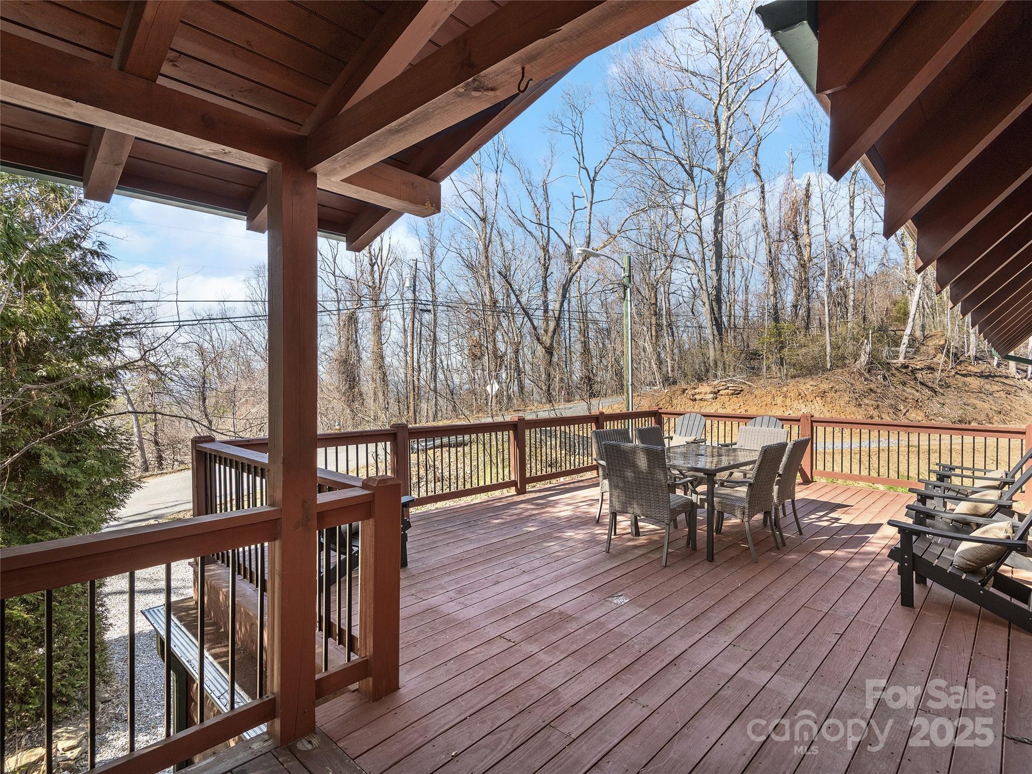 25 Crestwood Drive Property Photo 34