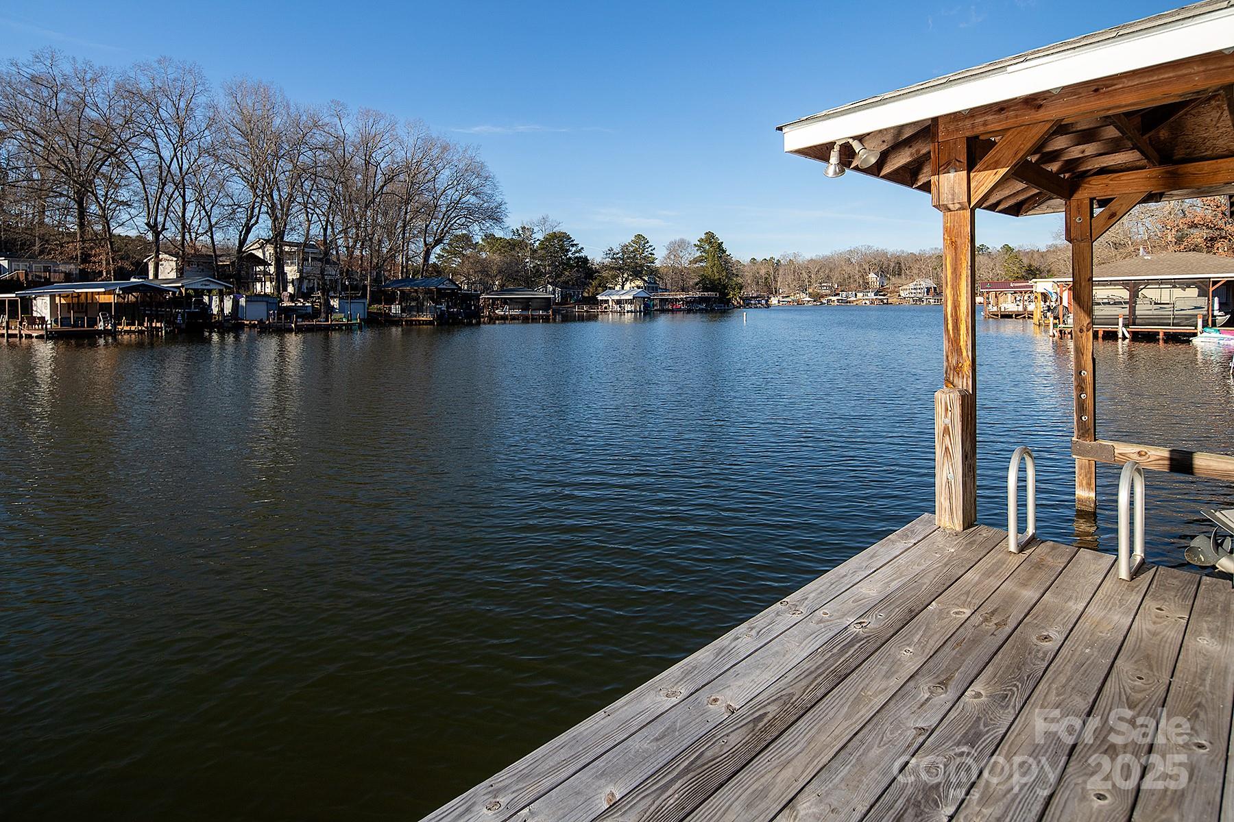 28128 Real Estate Listings Main Image