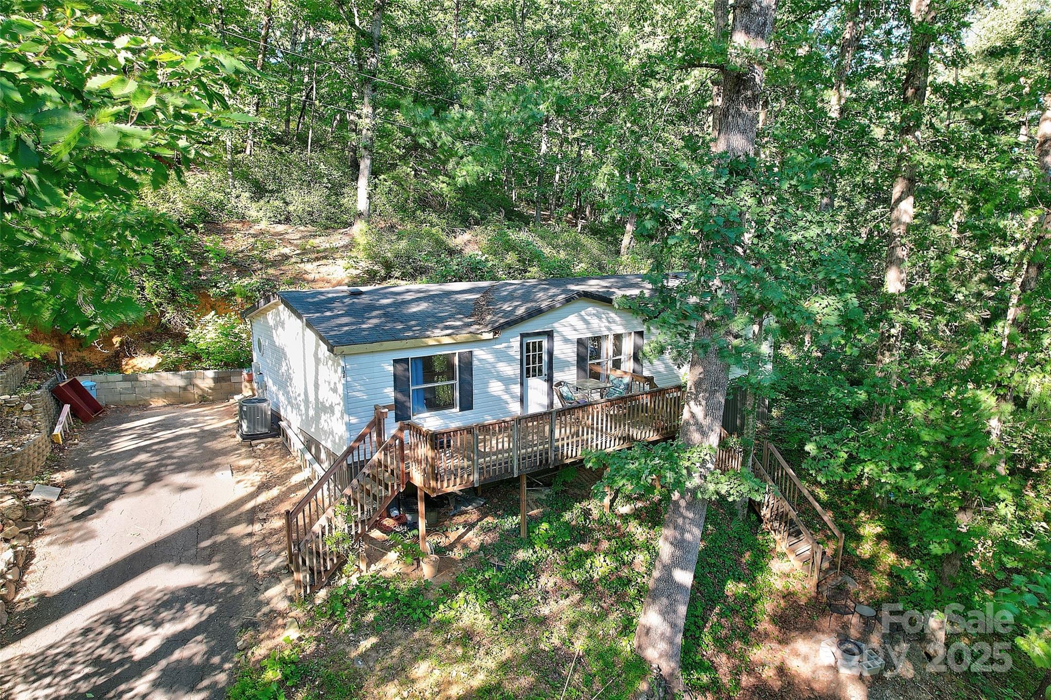 138 Buddy Lane Property Photo