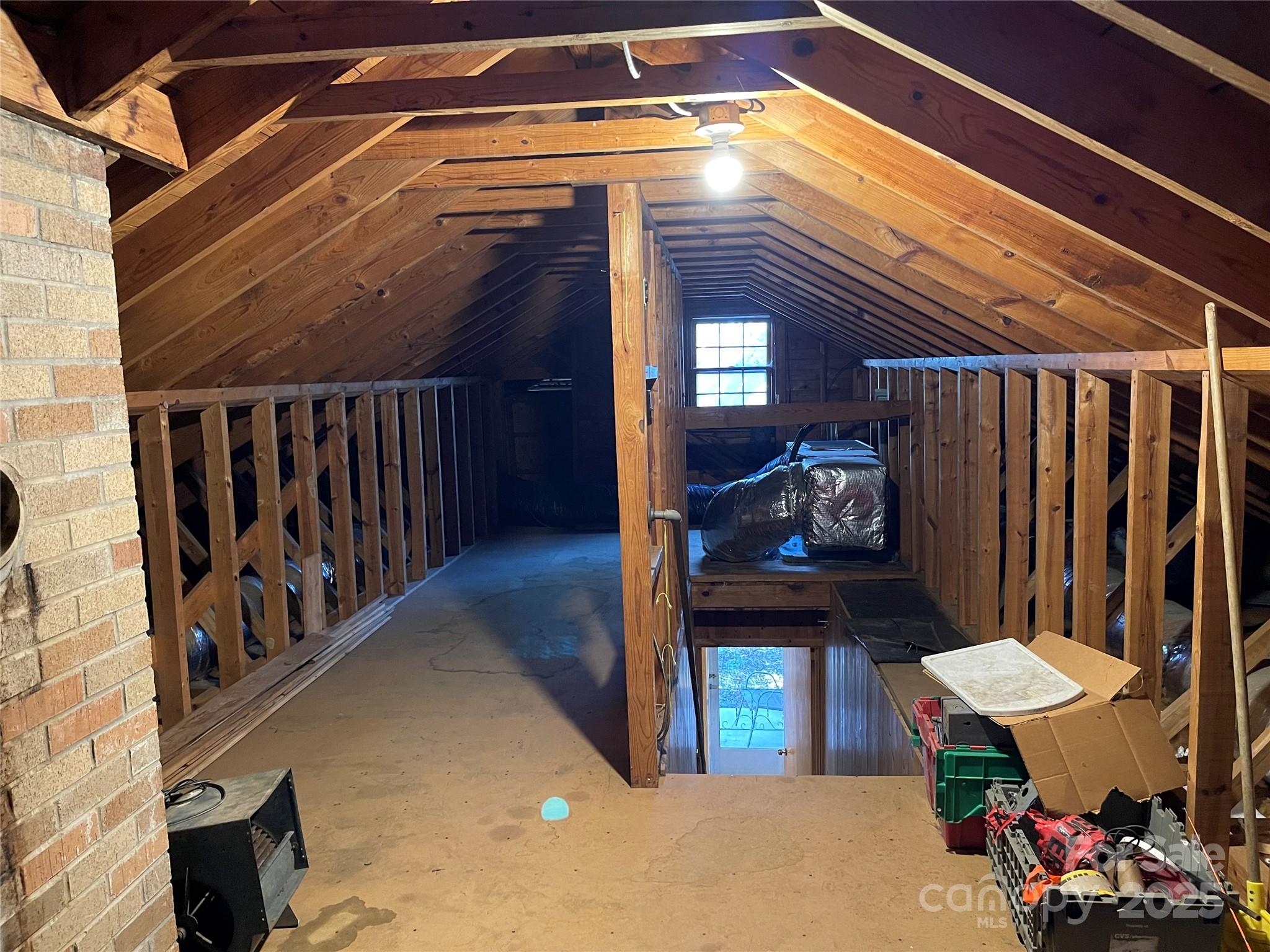 8725 Bringle Ferry Road Property Photo 19