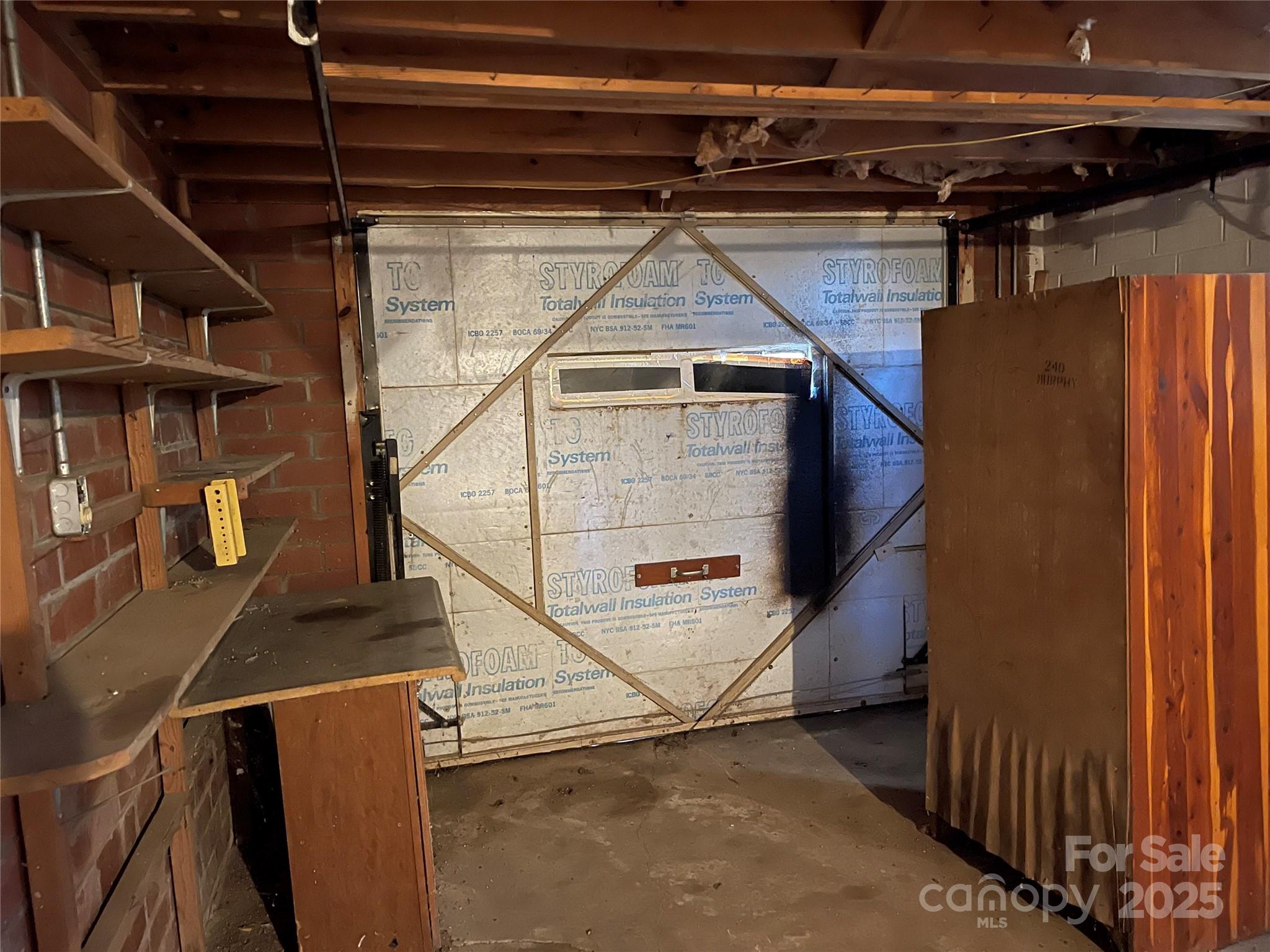 8725 Bringle Ferry Road Property Photo 24