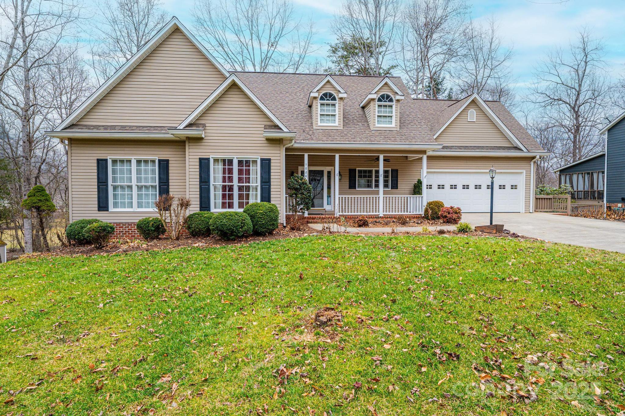1024 Williamsburg Drive Property Photo