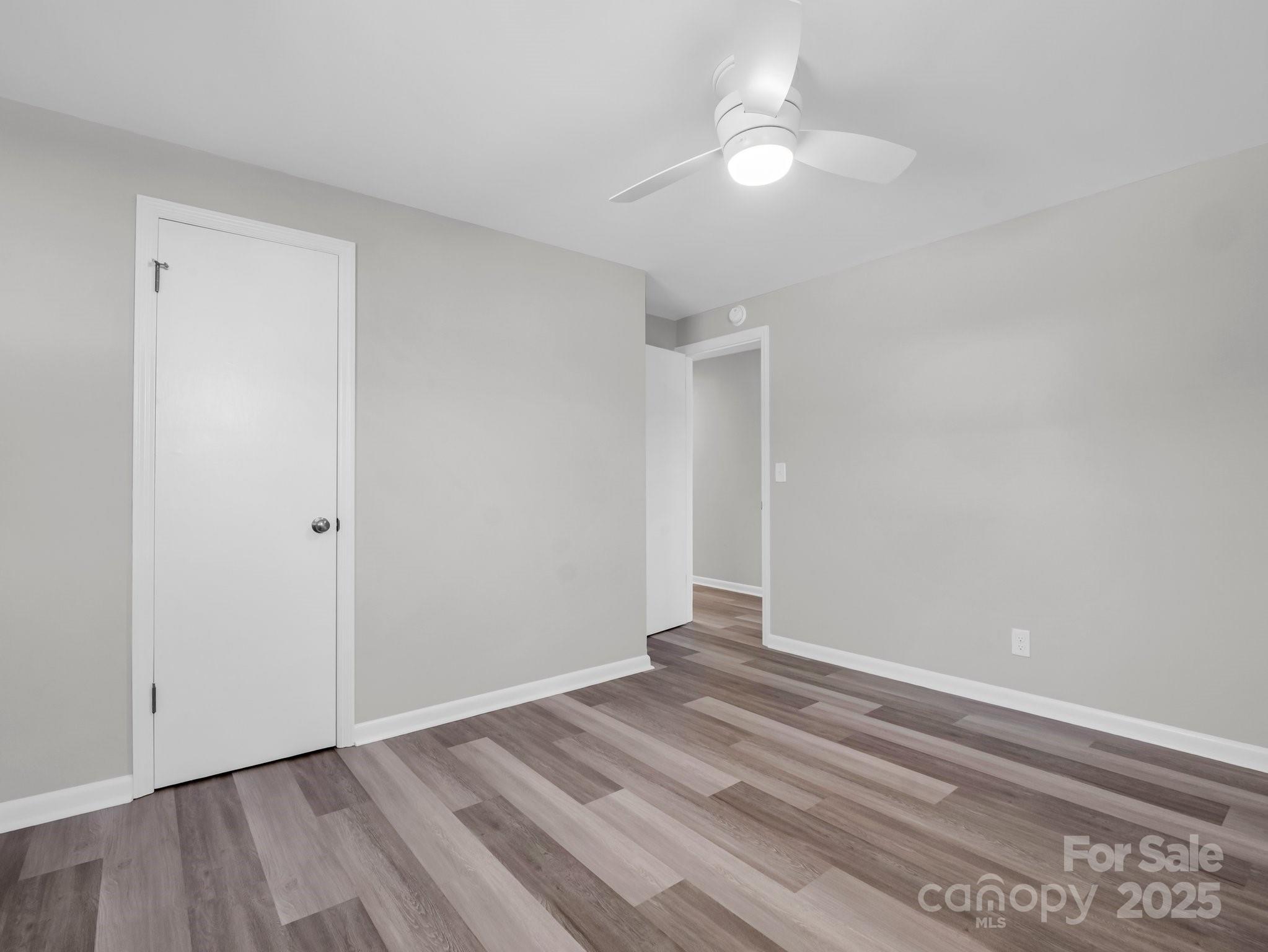 184 Sedgefield Drive Property Photo 12