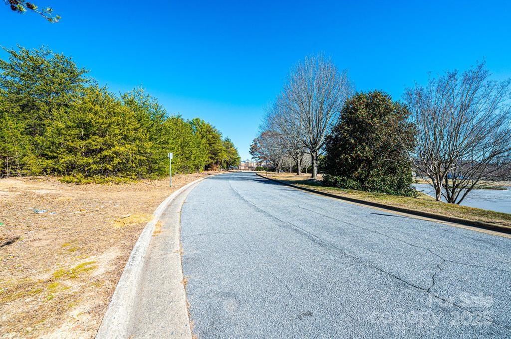 662 10th Avenue Drive Property Photo 9