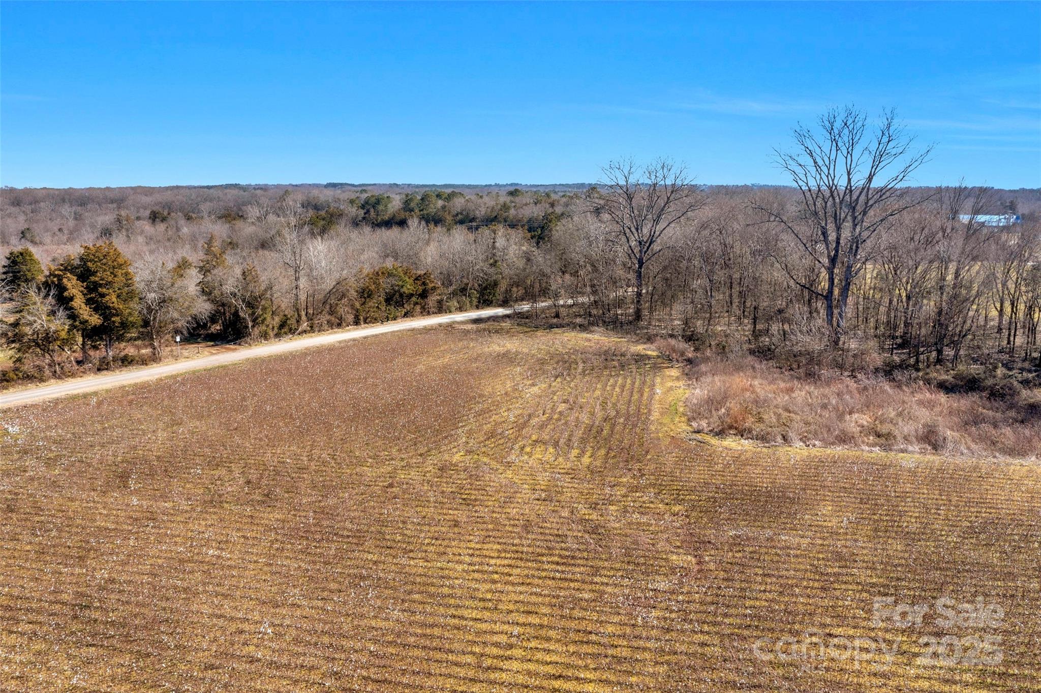 1092 Milling Road 6 Property Photo 4