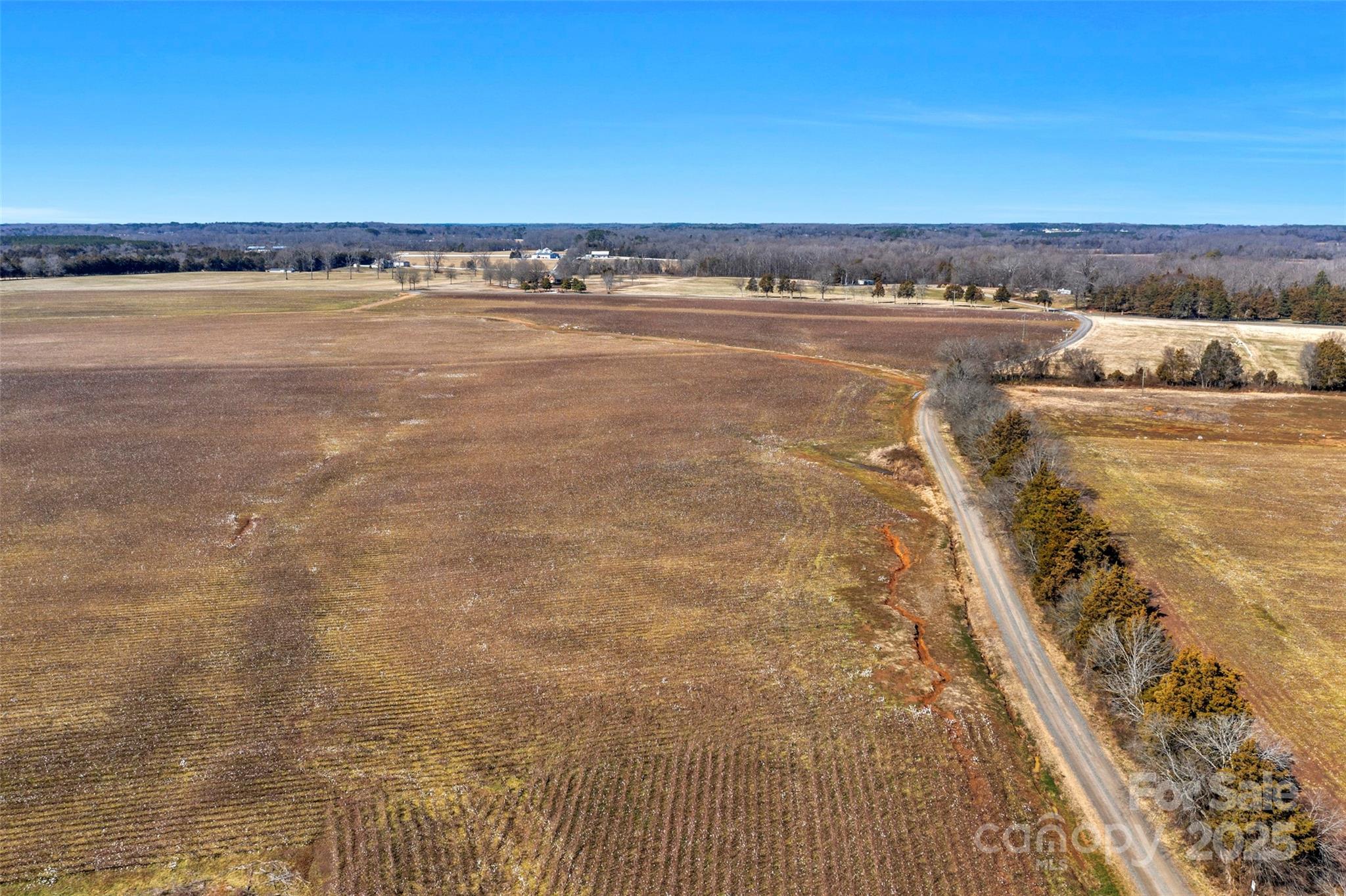 1092 Milling Road 6 Property Photo 16