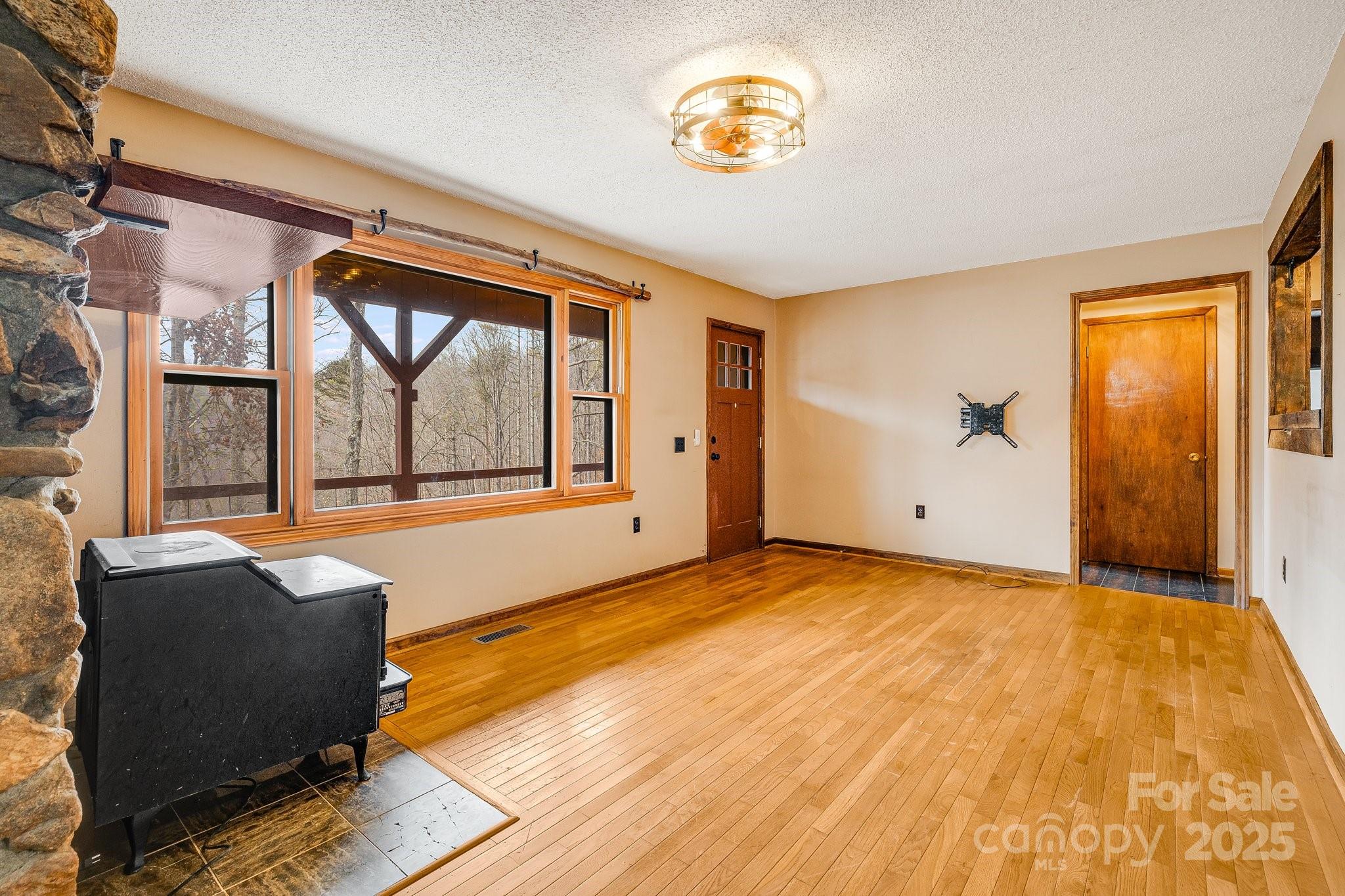 1185 Roses Branch Road Property Photo 8