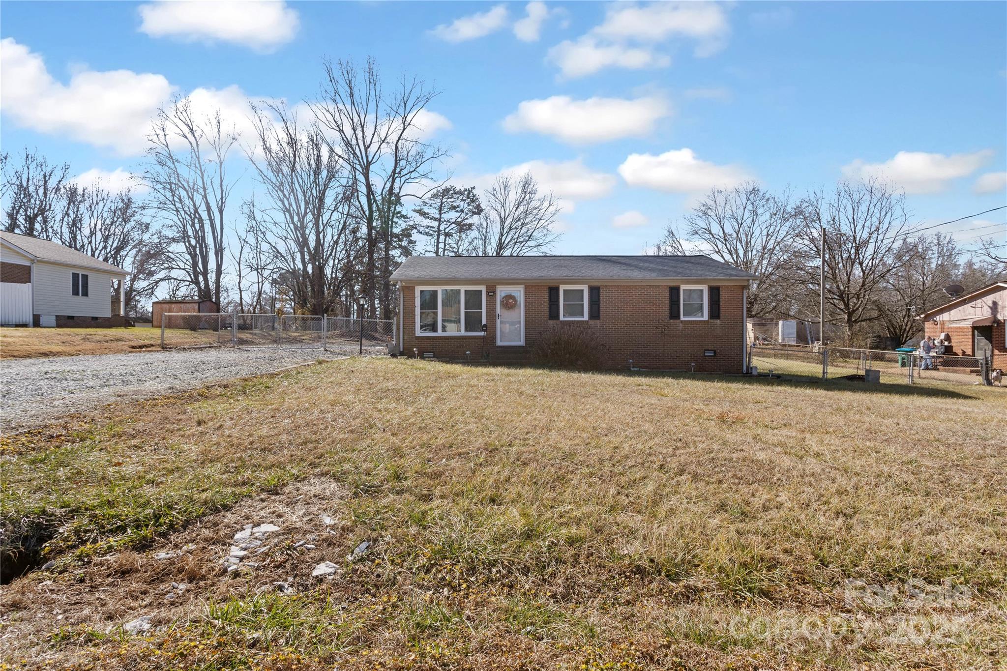 604 E Louisiana Avenue Property Photo