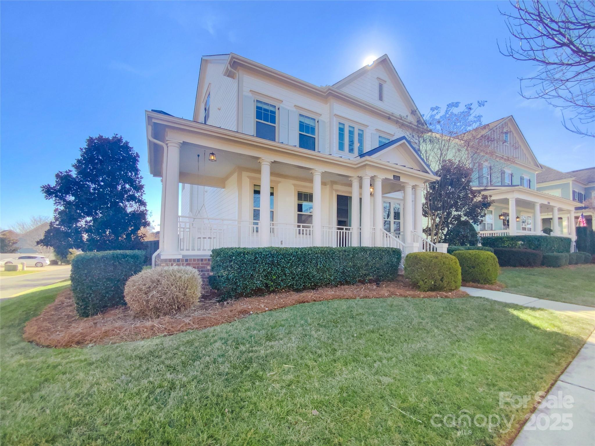 2219 Lochview Street Property Photo