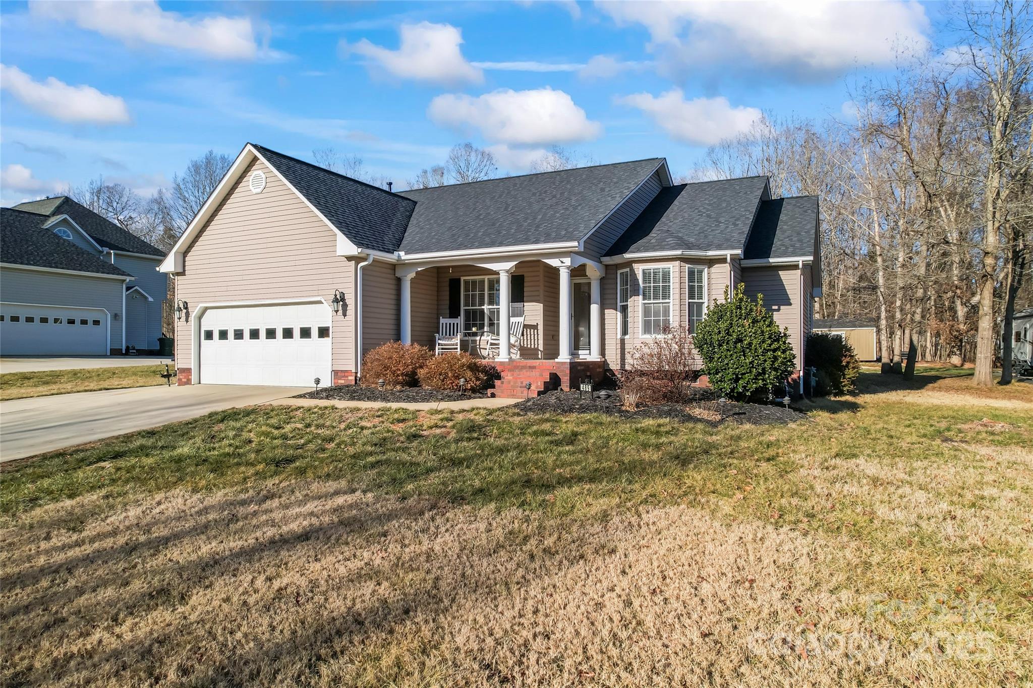 489 Maple Ridge Circle Property Photo