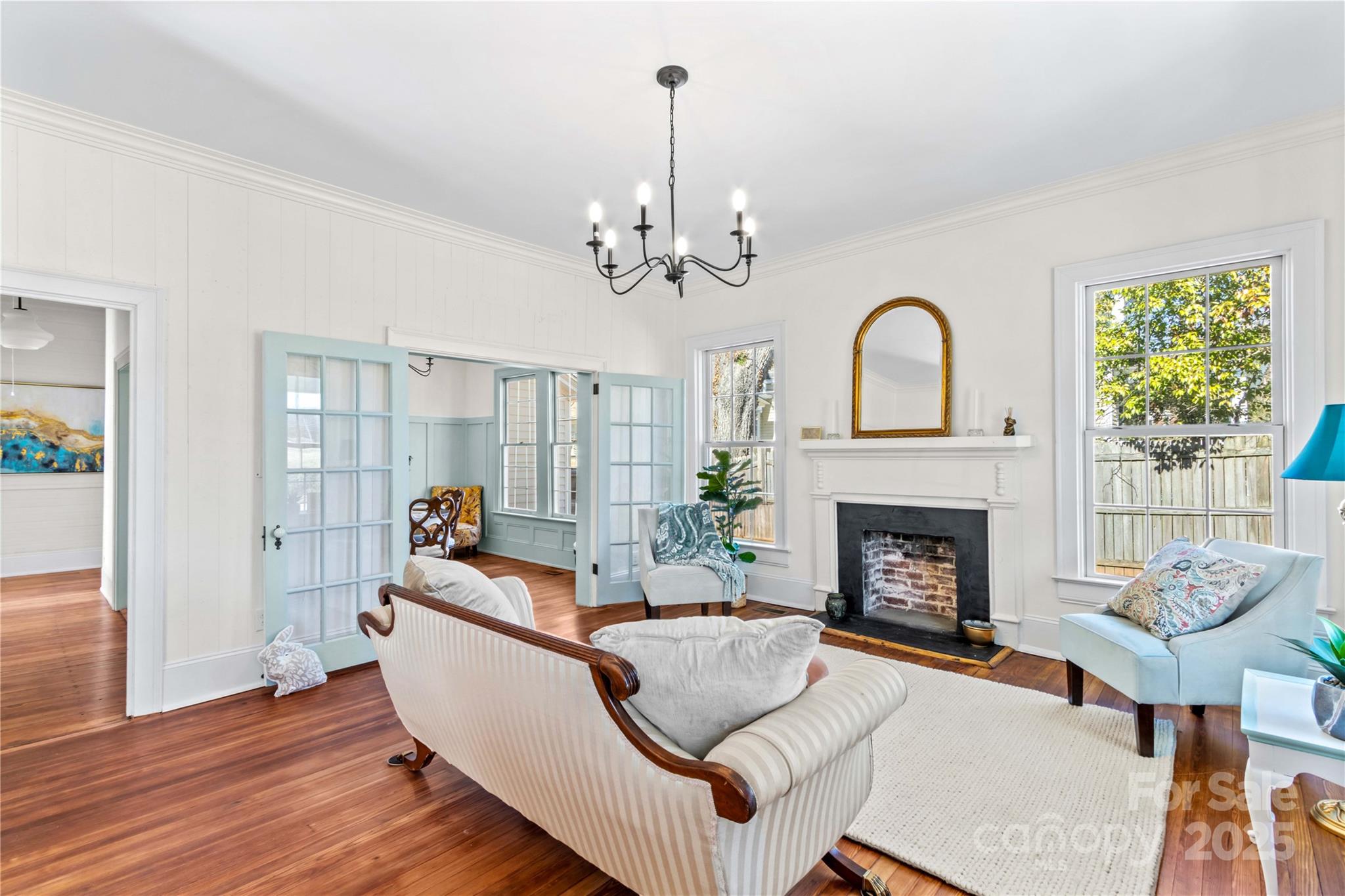 506 S Church Street Property Photo