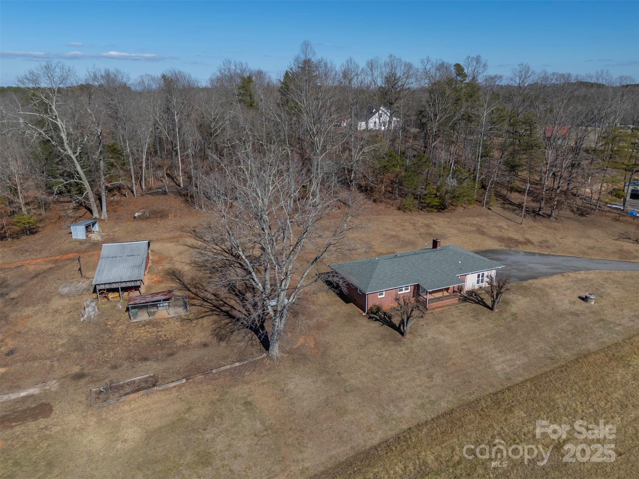 156 Eagle Nest Road Property Photo 2