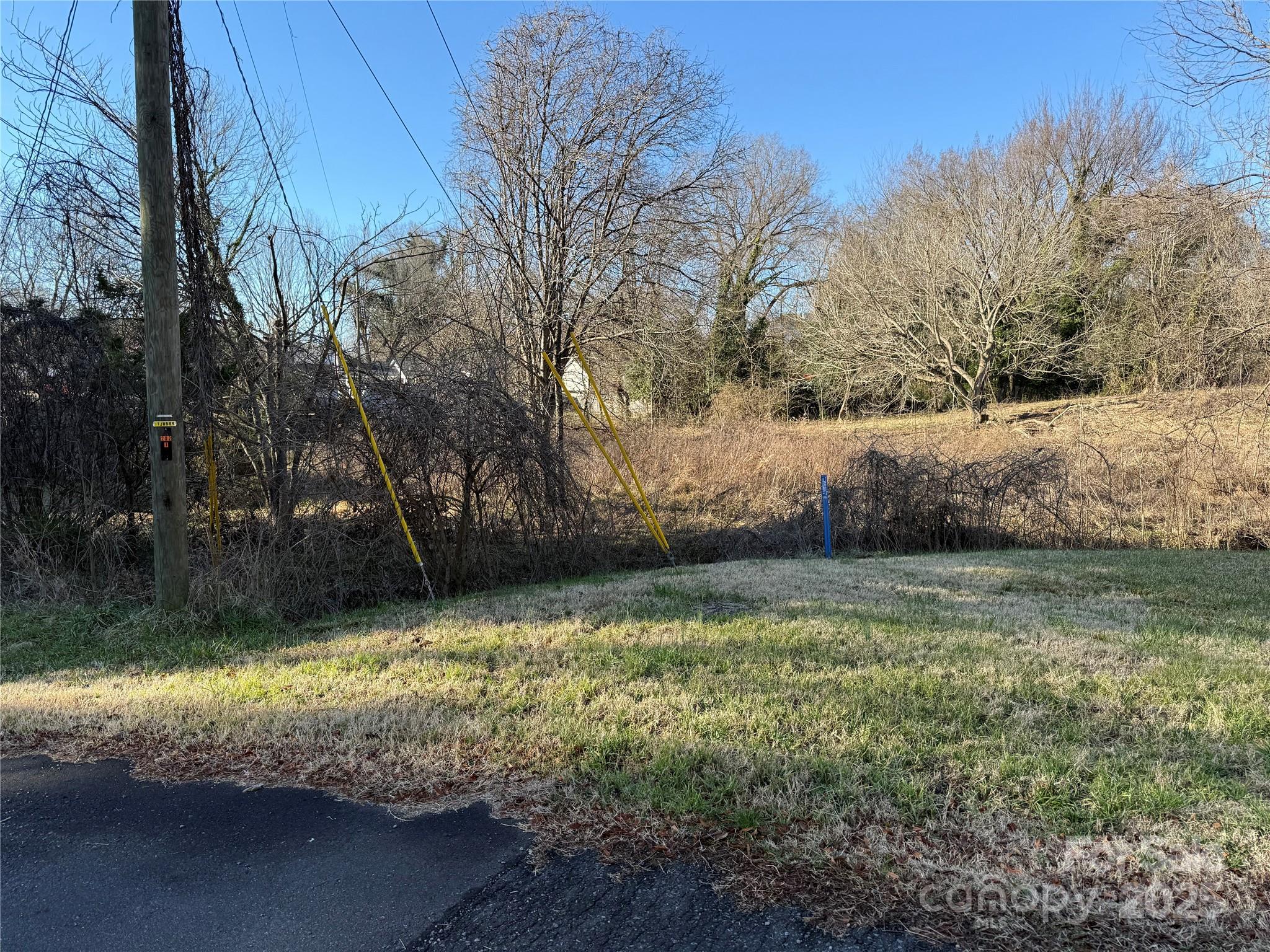 117 W Leroy Street Property Photo 1